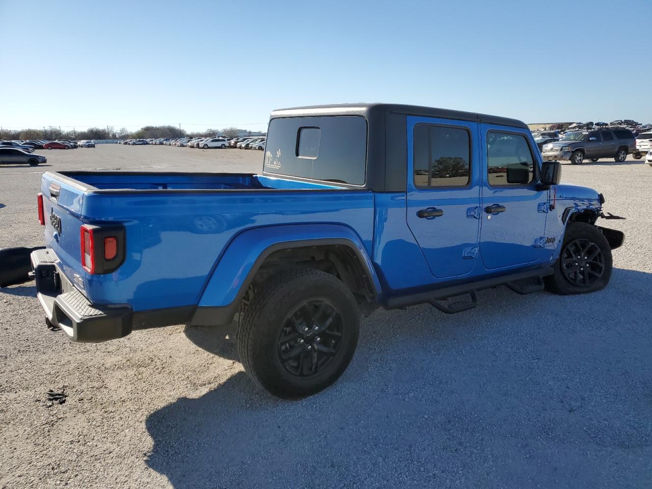 Photo 2 VIN: 1C6HJTAG0PL501290 - JEEP GLADIATOR 