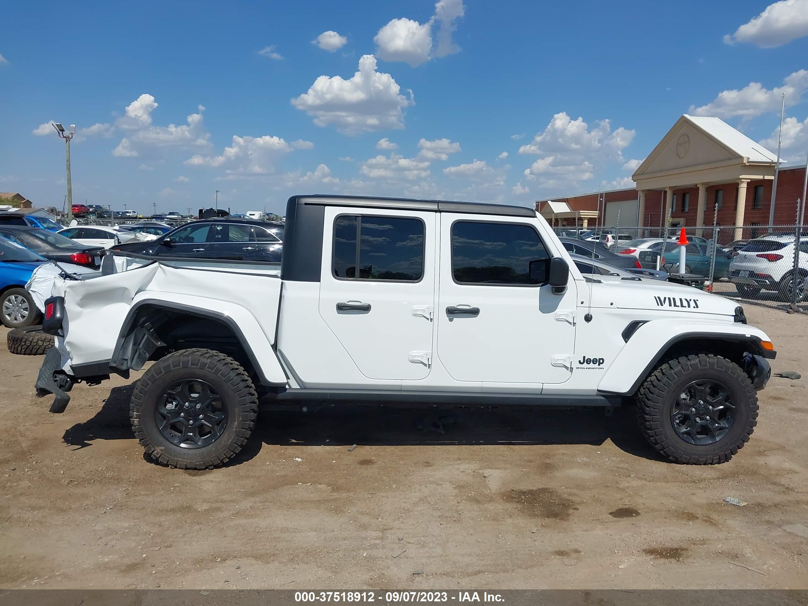 Photo 13 VIN: 1C6HJTAG0PL552580 - JEEP GLADIATOR 