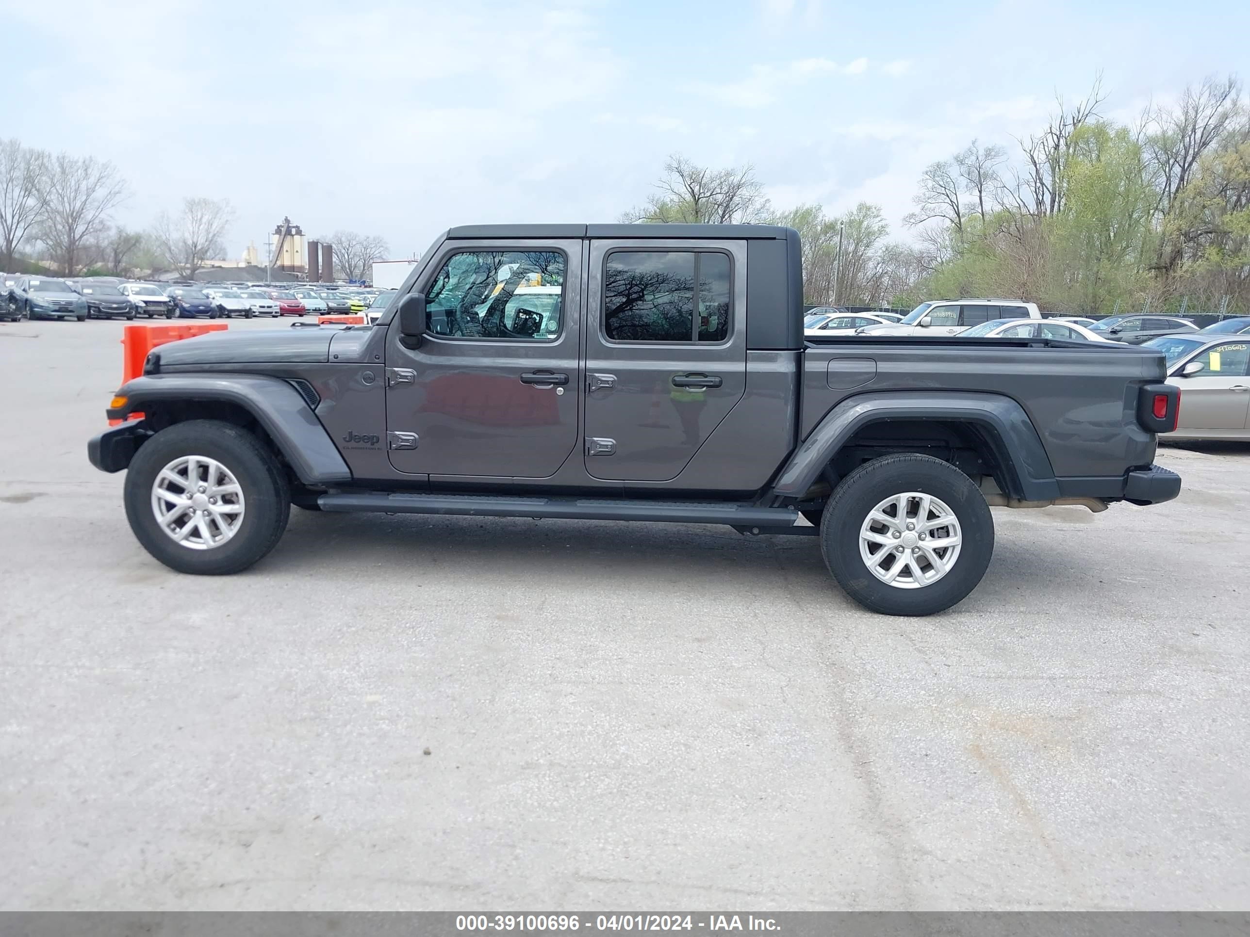 Photo 14 VIN: 1C6HJTAG1PL535108 - JEEP GLADIATOR 