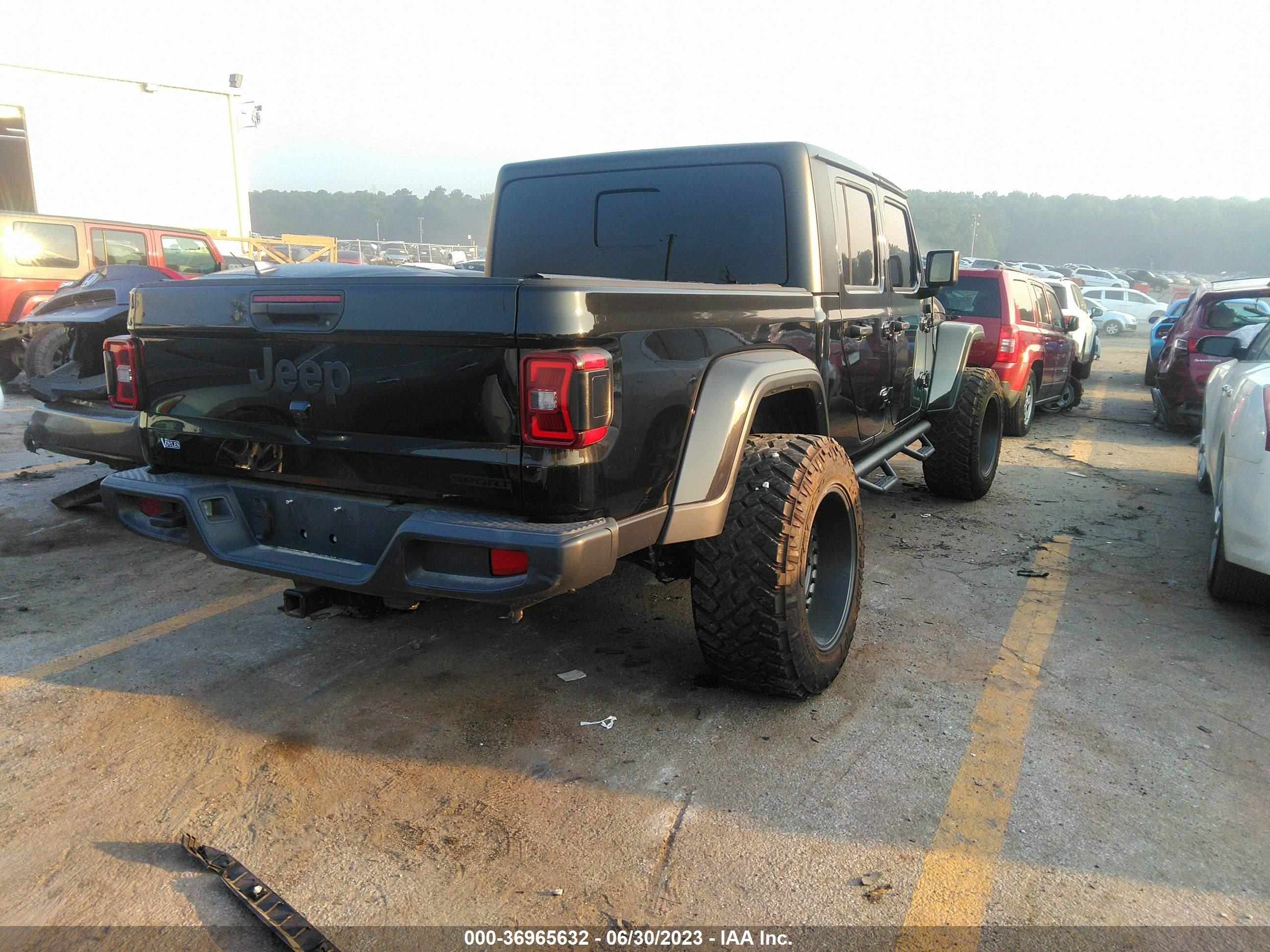 Photo 3 VIN: 1C6HJTAG3LL207280 - JEEP GLADIATOR 