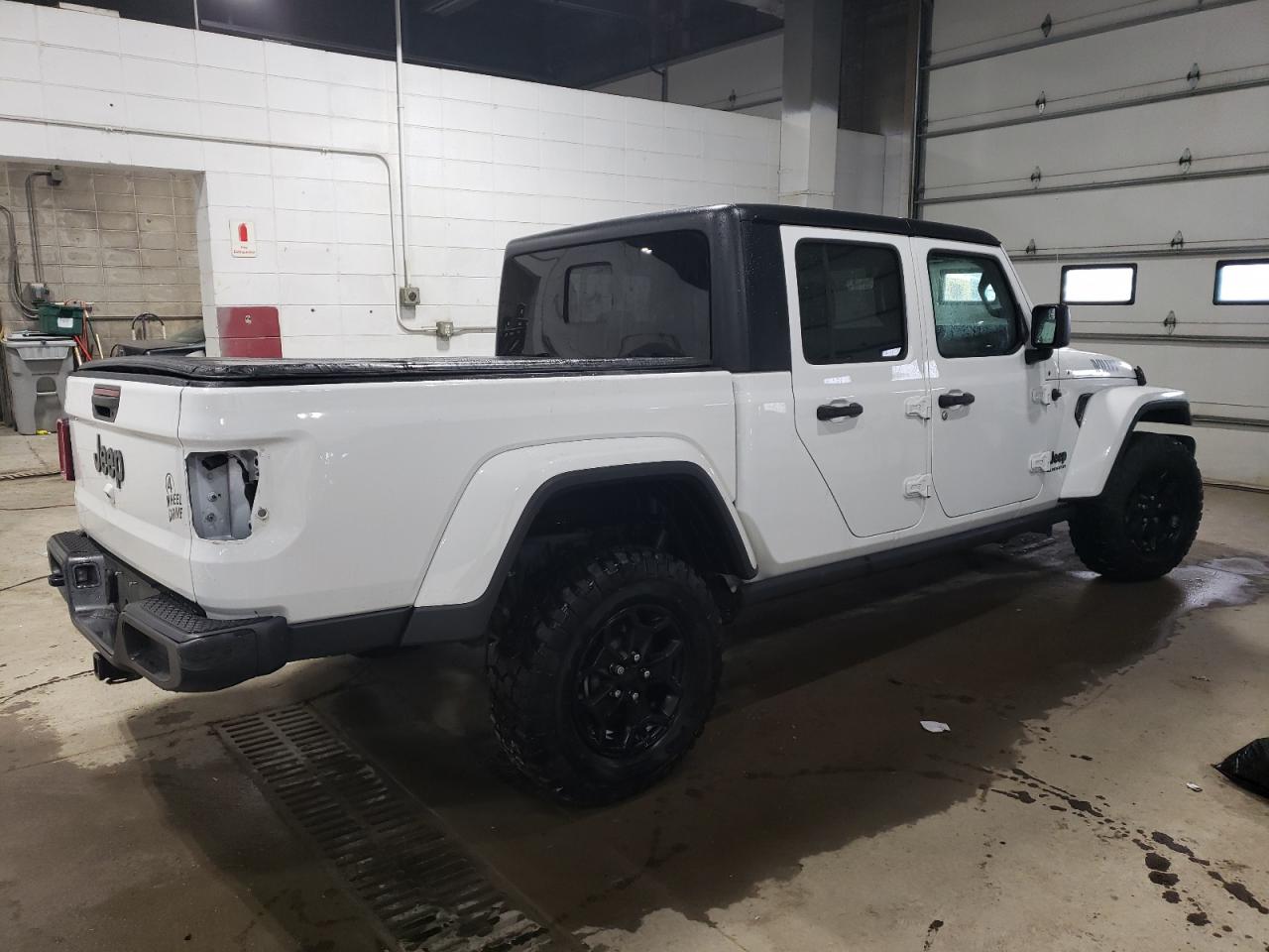 Photo 2 VIN: 1C6HJTAG3NL164918 - JEEP GLADIATOR 