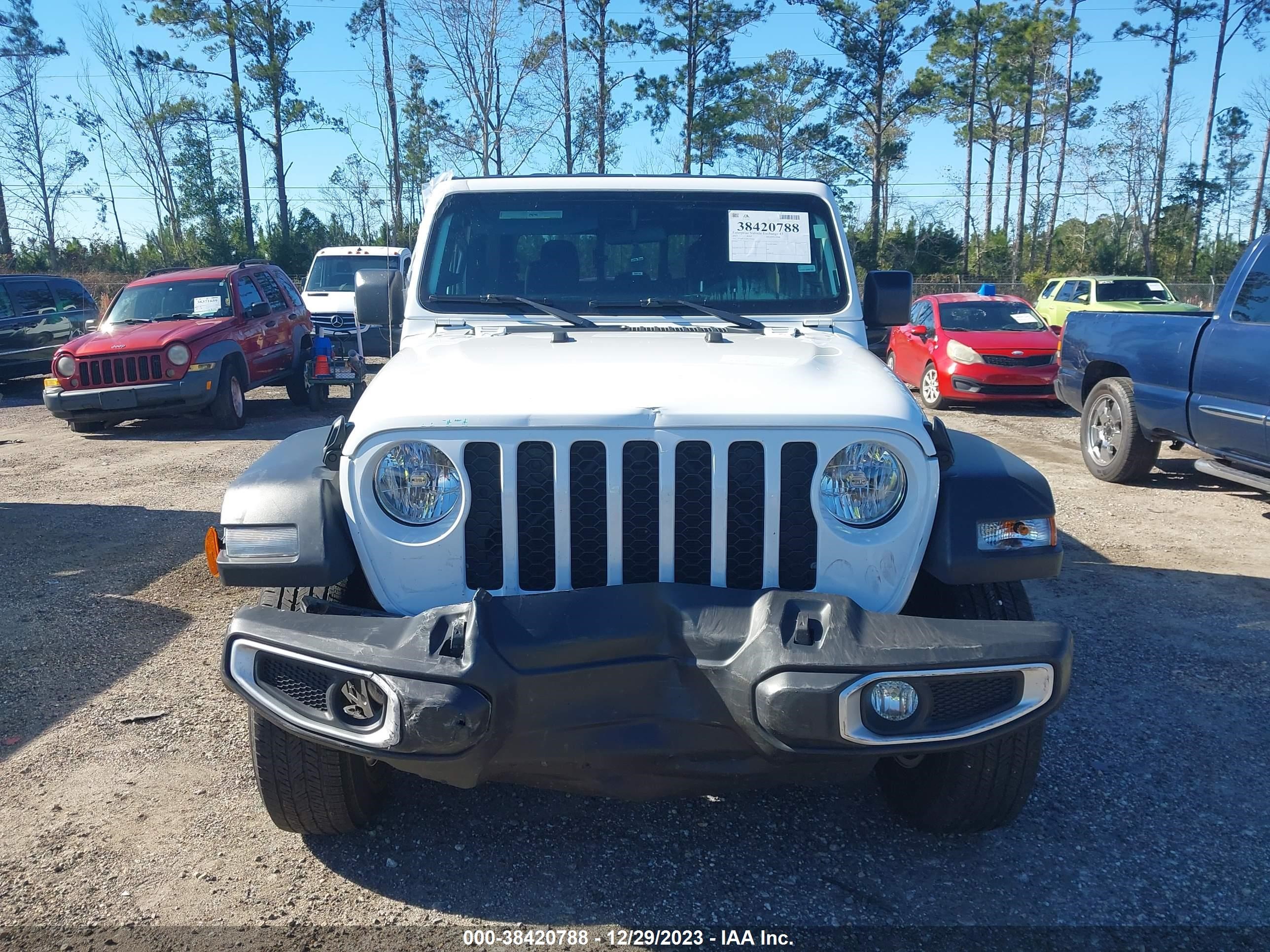 Photo 11 VIN: 1C6HJTAG4PL529206 - JEEP GLADIATOR 