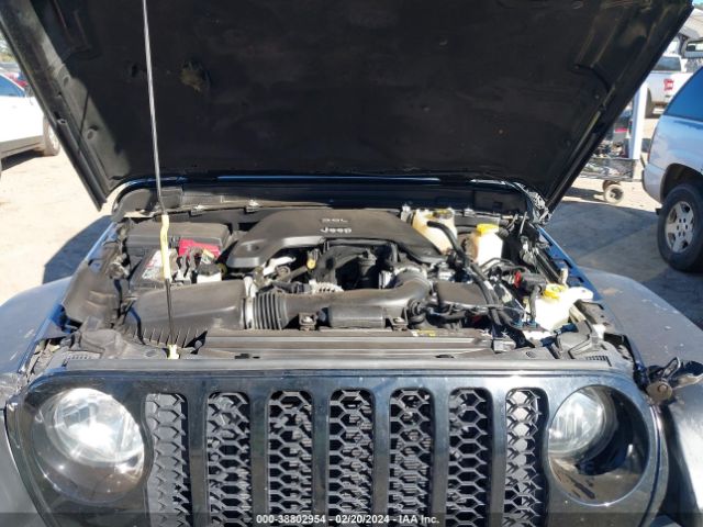 Photo 9 VIN: 1C6HJTAG6LL121980 - JEEP GLADIATOR 