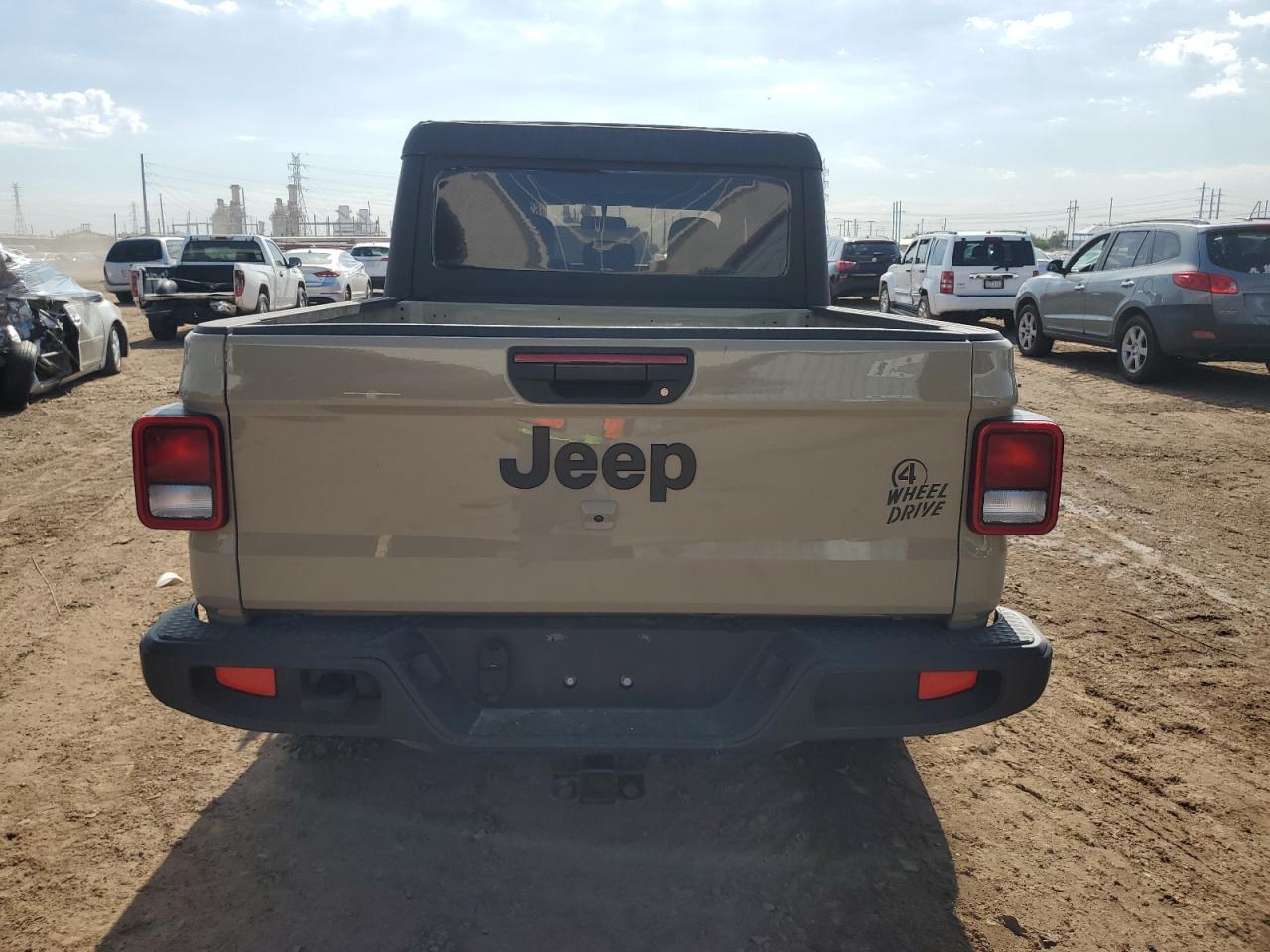 Photo 5 VIN: 1C6HJTAG6NL181048 - JEEP GLADIATOR 