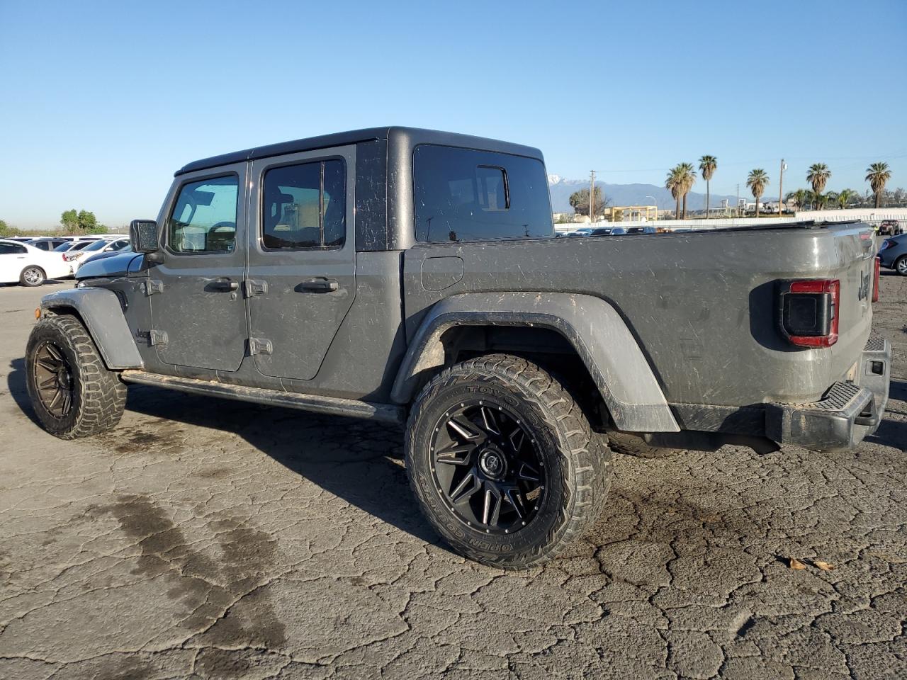 Photo 1 VIN: 1C6HJTAG9LL173944 - JEEP GLADIATOR 