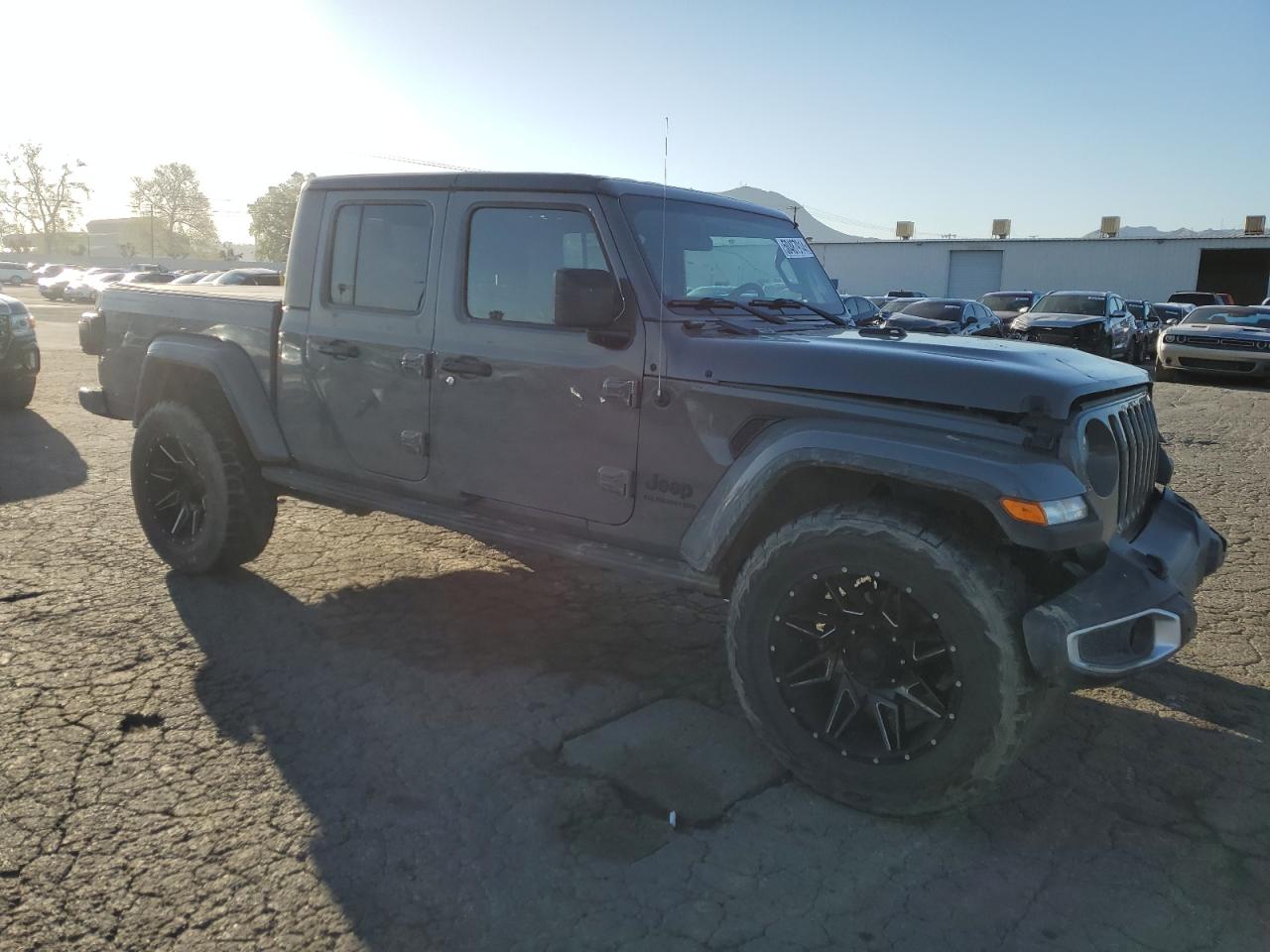 Photo 3 VIN: 1C6HJTAG9LL173944 - JEEP GLADIATOR 