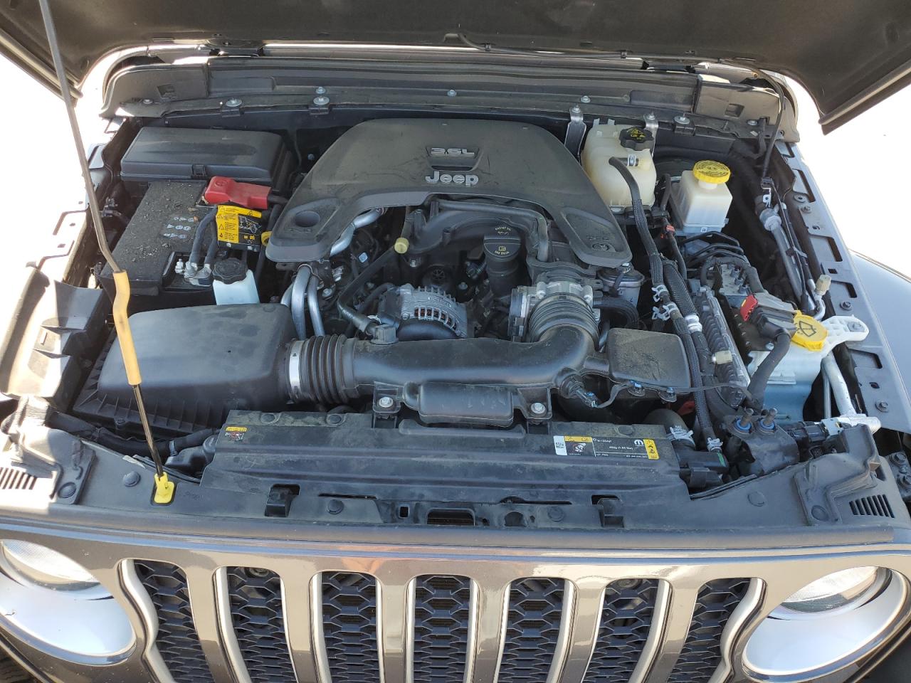 Photo 11 VIN: 1C6HJTFG4ML583884 - JEEP GLADIATOR 