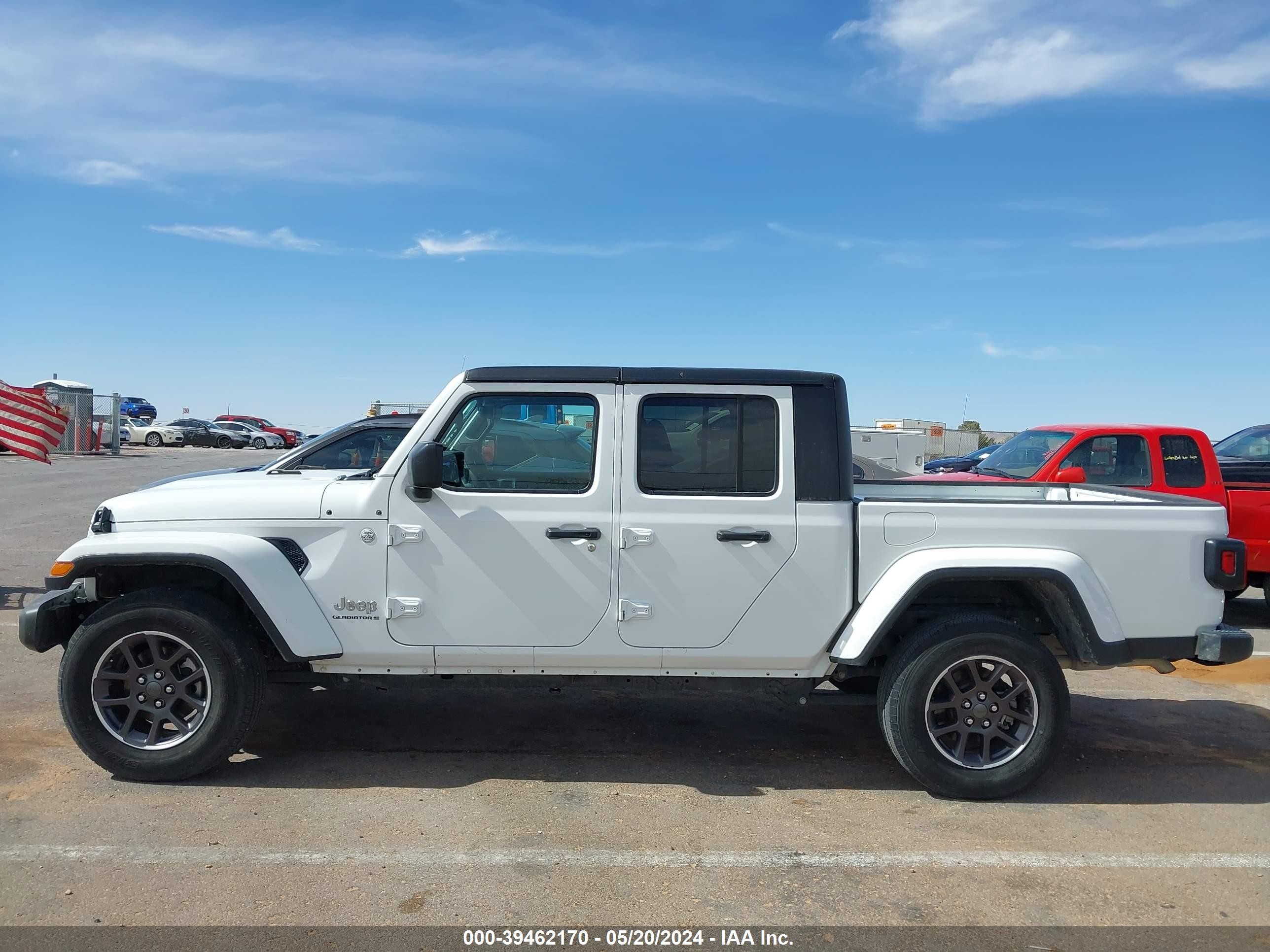 Photo 13 VIN: 1C6HJTFG4PL523169 - JEEP GLADIATOR 