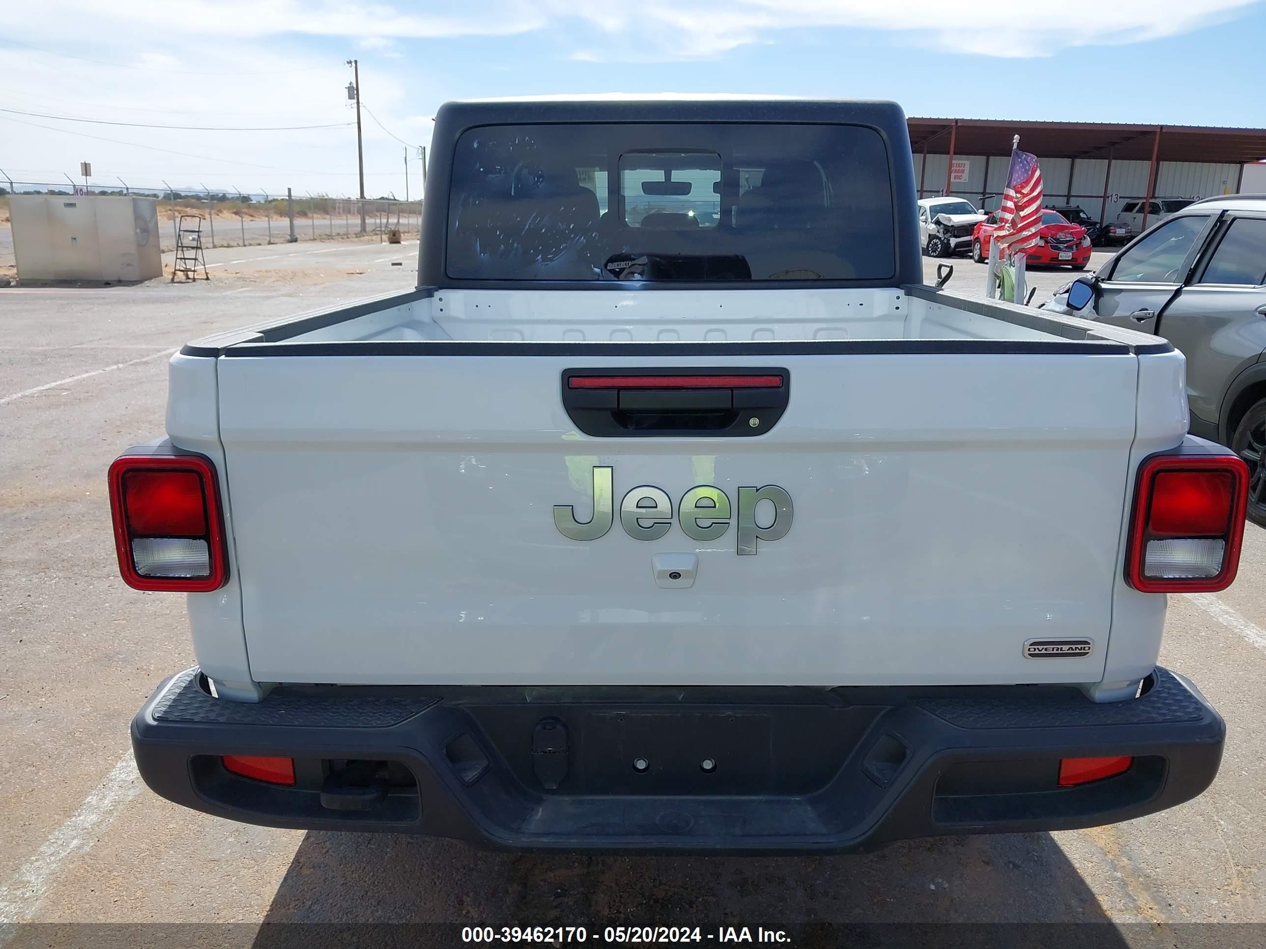 Photo 15 VIN: 1C6HJTFG4PL523169 - JEEP GLADIATOR 