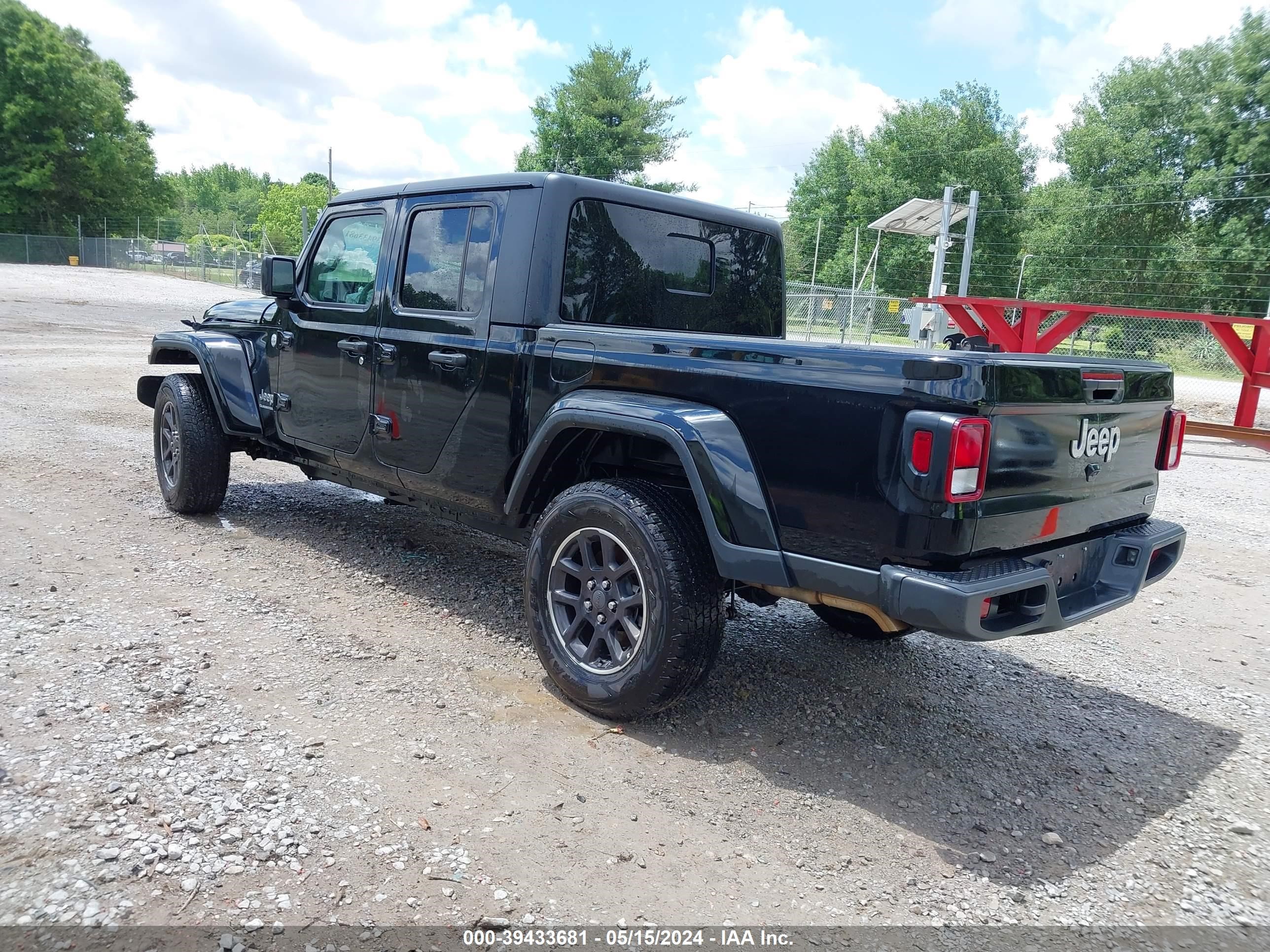 Photo 2 VIN: 1C6HJTFG4PL523236 - JEEP GLADIATOR 