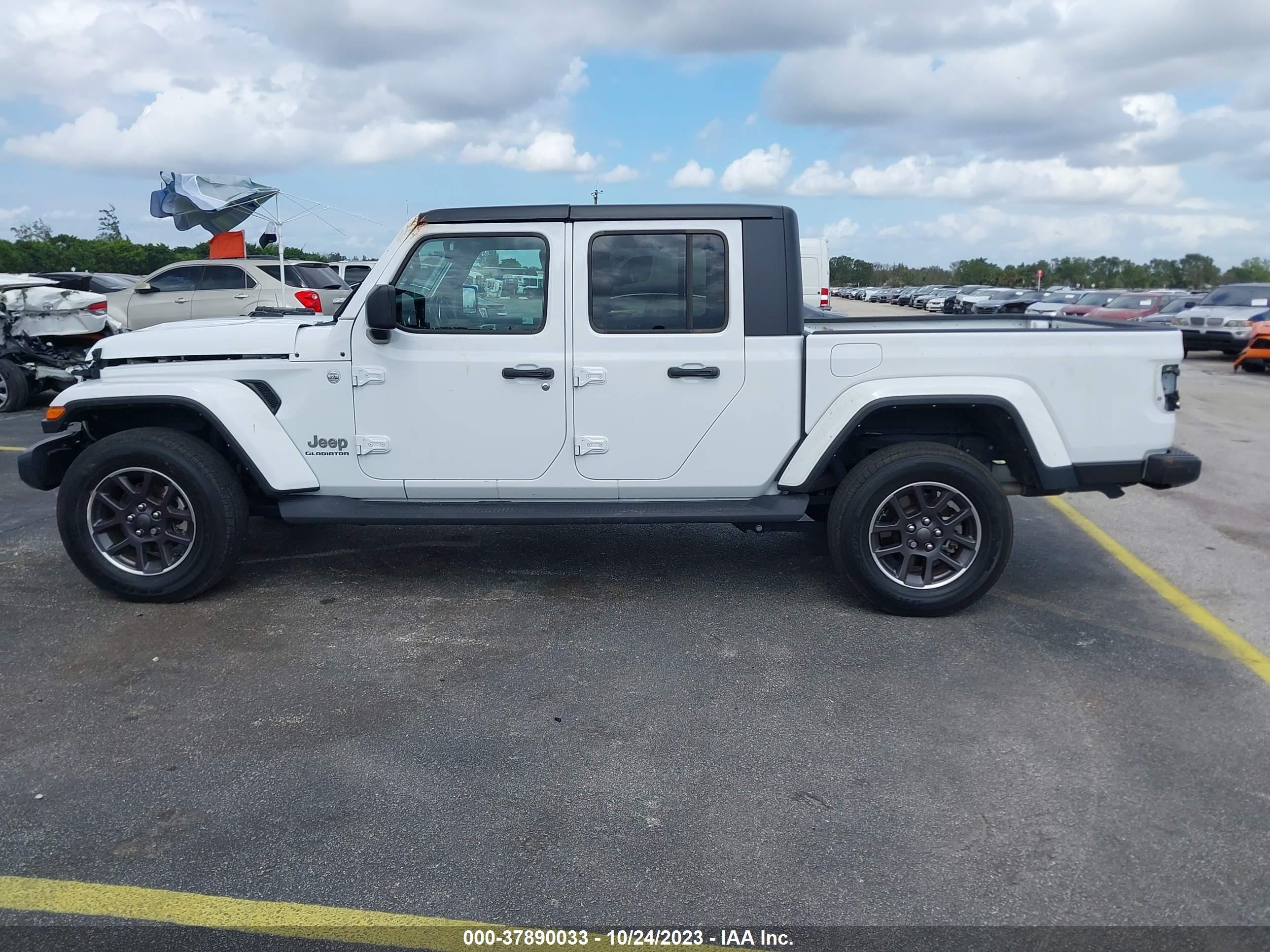 Photo 13 VIN: 1C6HJTFG8NL104318 - JEEP GLADIATOR 