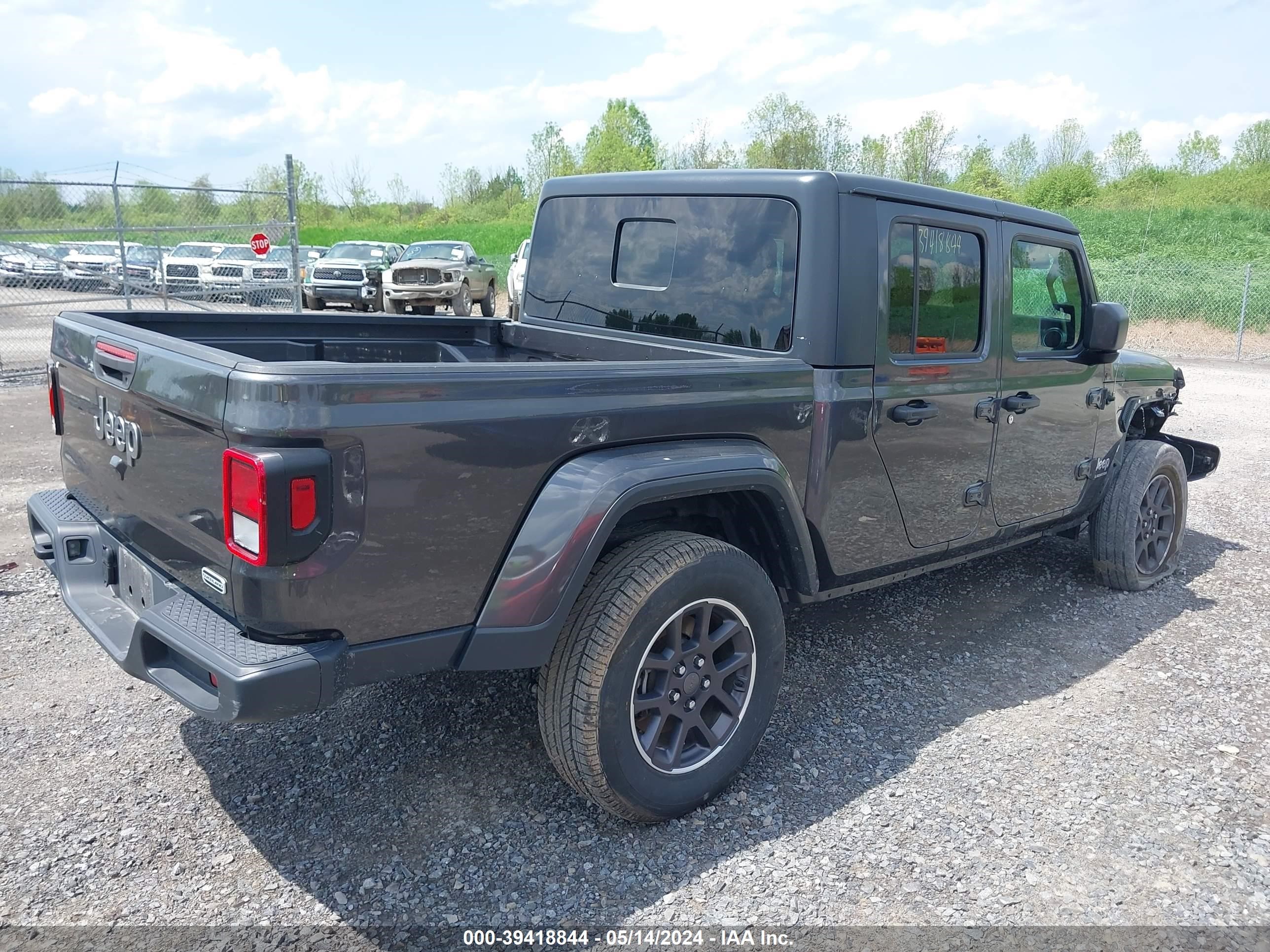 Photo 3 VIN: 1C6HJTFG8PL514863 - JEEP GLADIATOR 