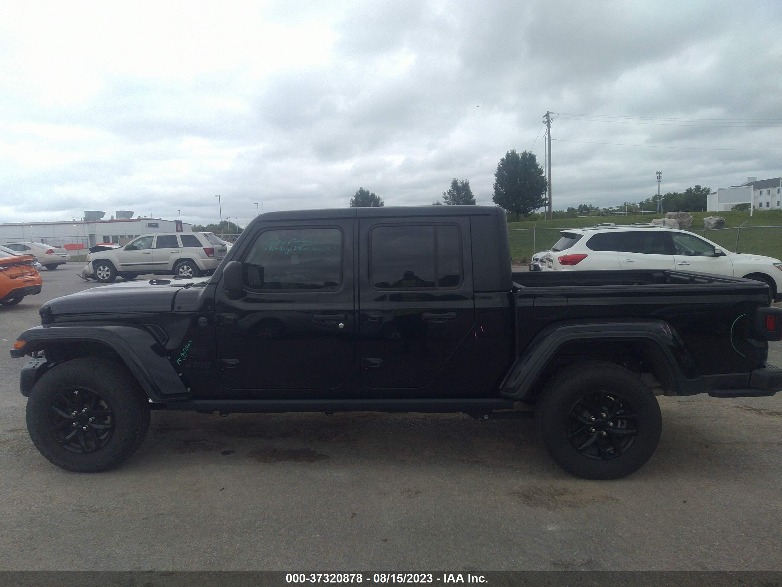 Photo 13 VIN: 1C6JJTAG8PL518095 - JEEP GLADIATOR 