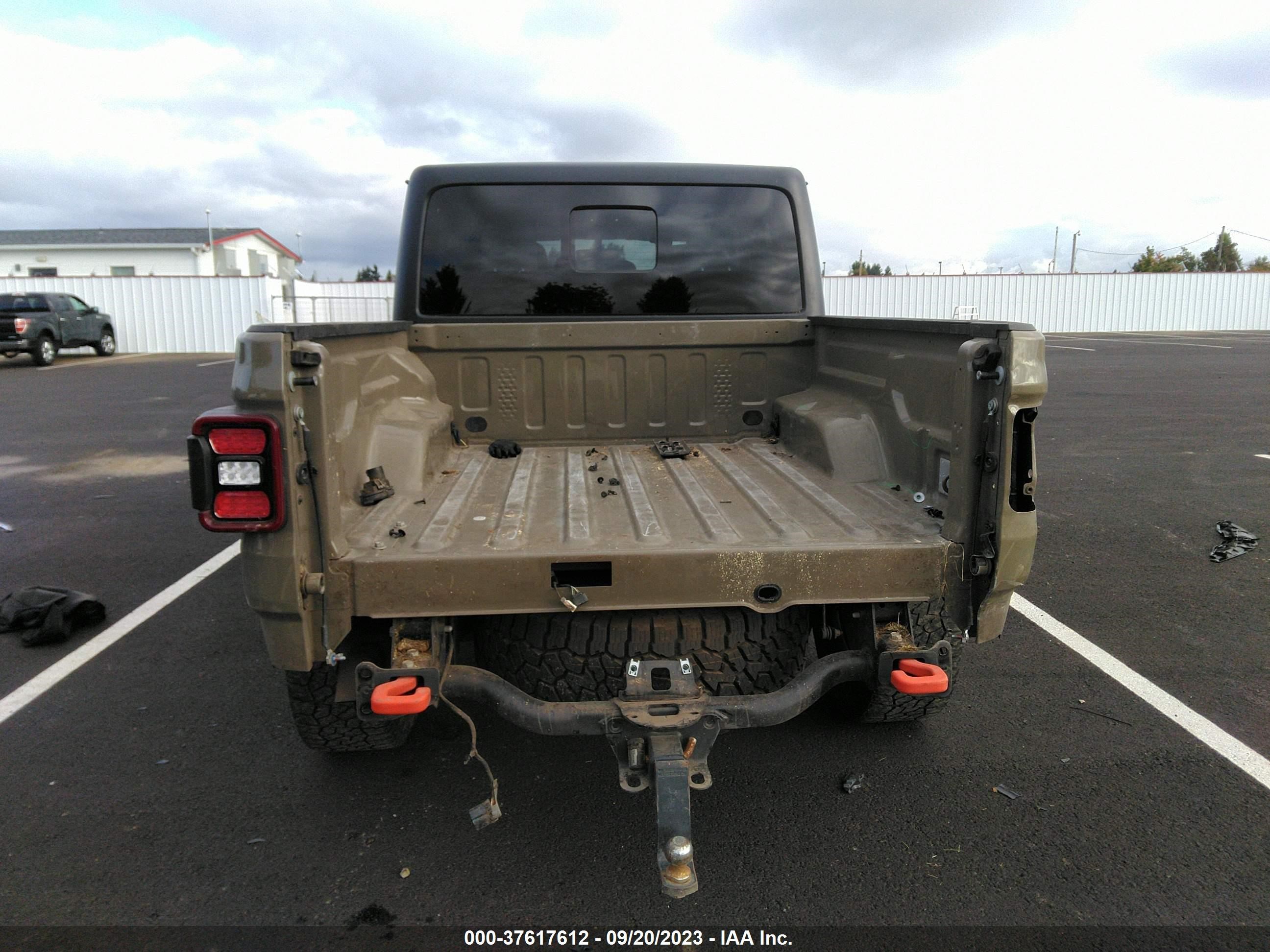 Photo 16 VIN: 1C6JJTEG3LL203886 - JEEP GLADIATOR 