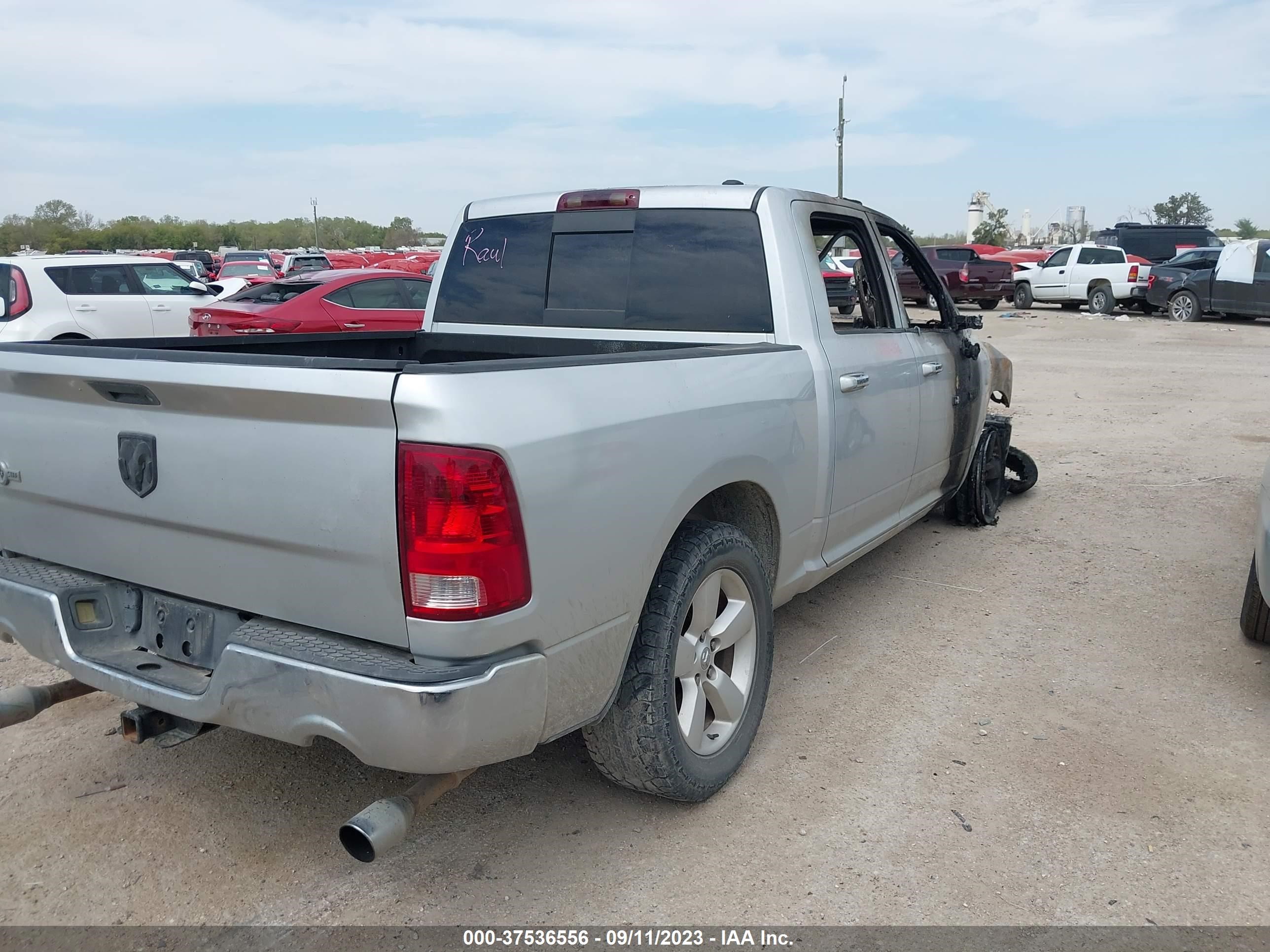 Photo 3 VIN: 1C6RD6LT0CS153563 - RAM 1500 