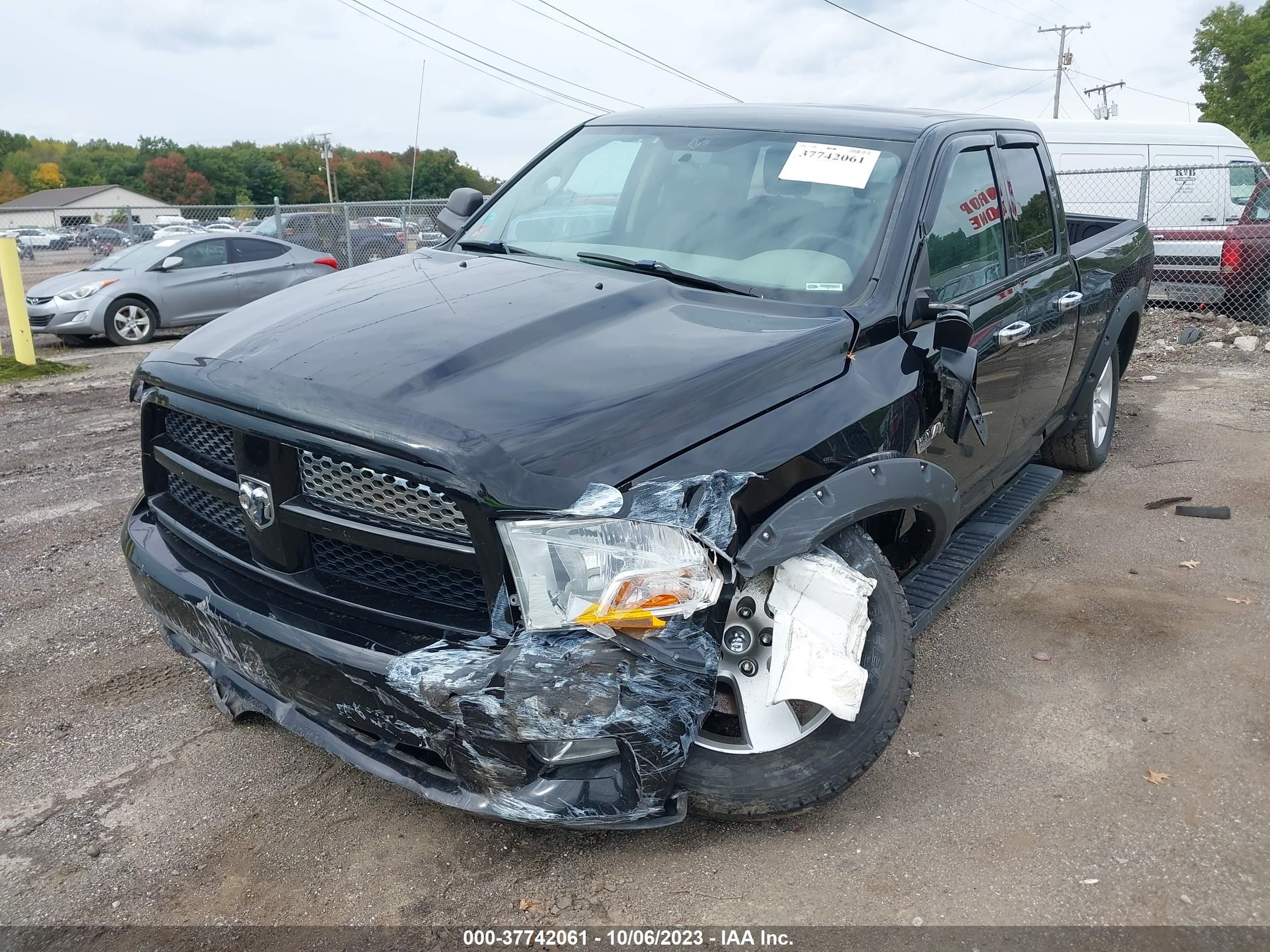 Photo 1 VIN: 1C6RD7FTXCS145178 - RAM 1500 