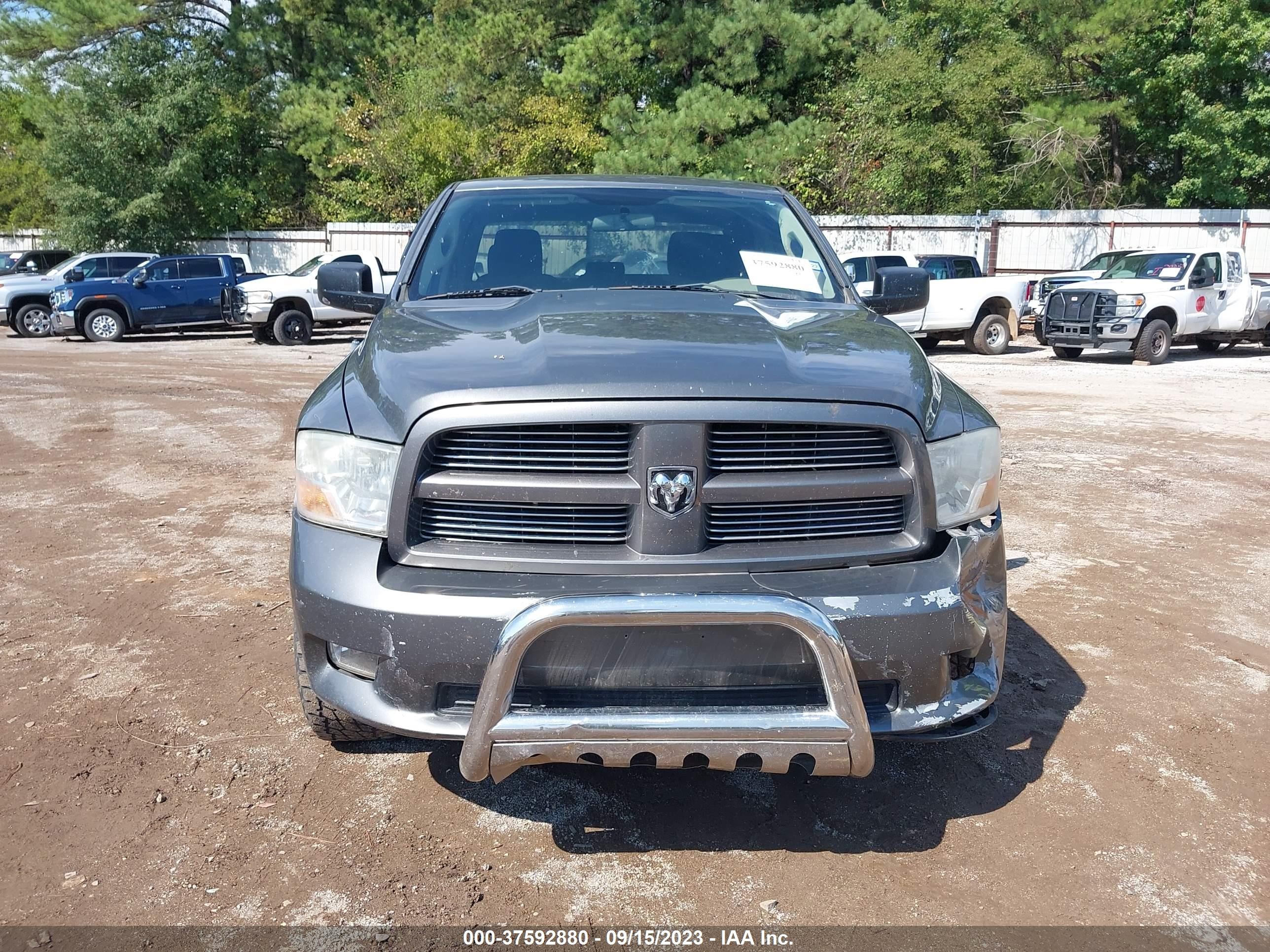 Photo 11 VIN: 1C6RD7FTXCS194817 - RAM 1500 