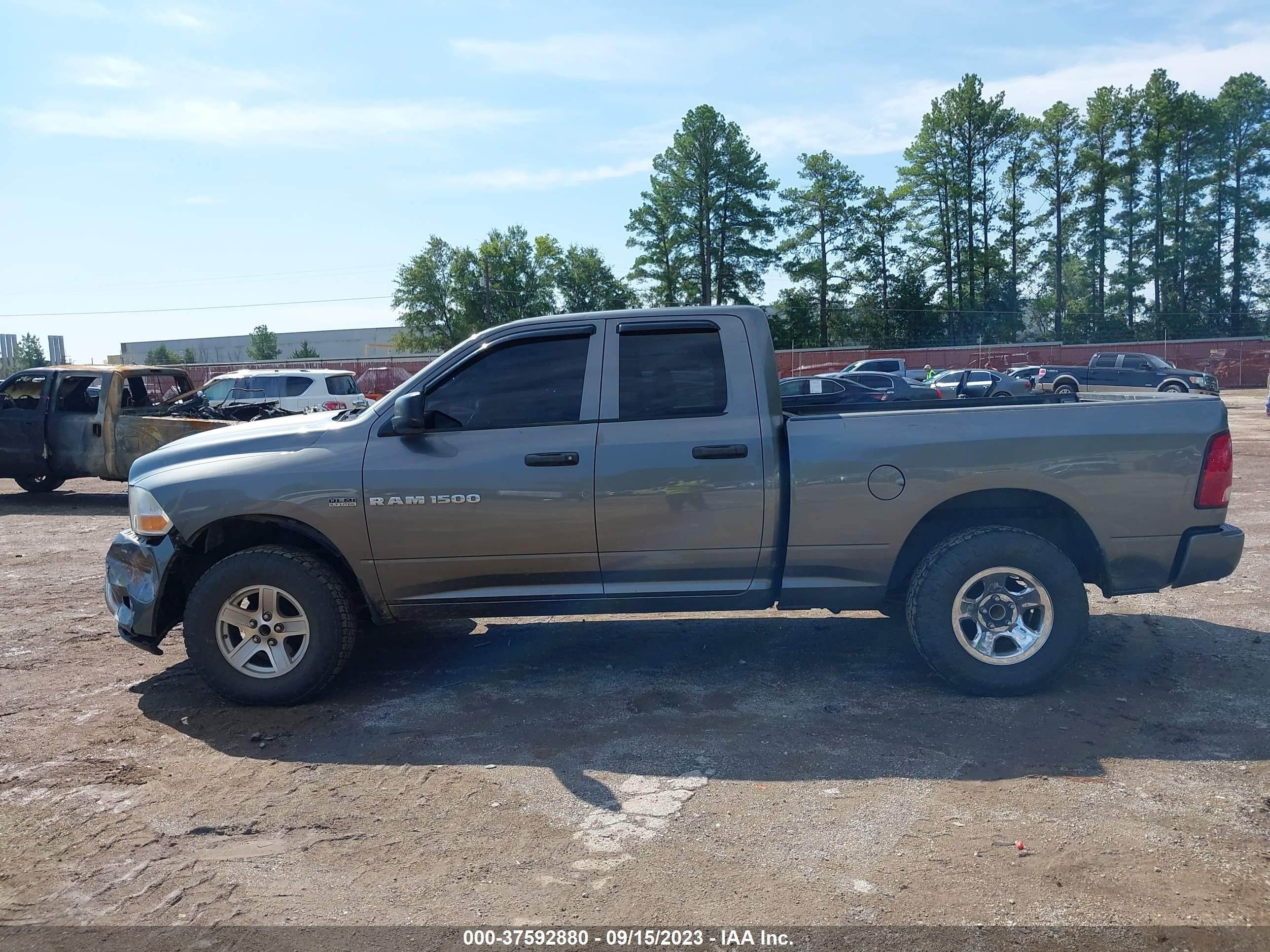 Photo 13 VIN: 1C6RD7FTXCS194817 - RAM 1500 