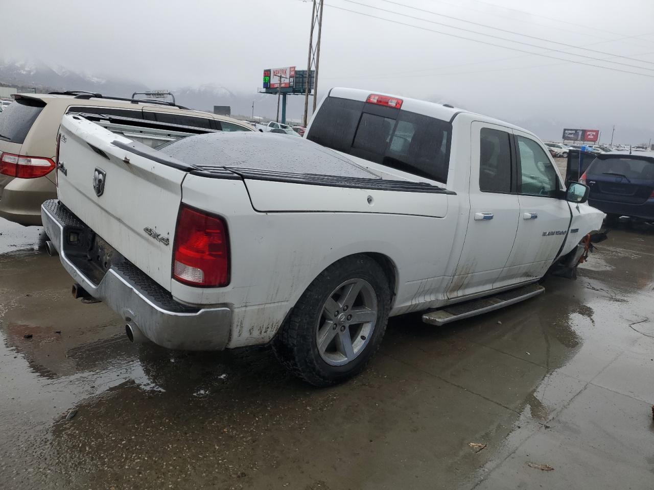 Photo 2 VIN: 1C6RD7GT5CS215572 - DODGE RAM 