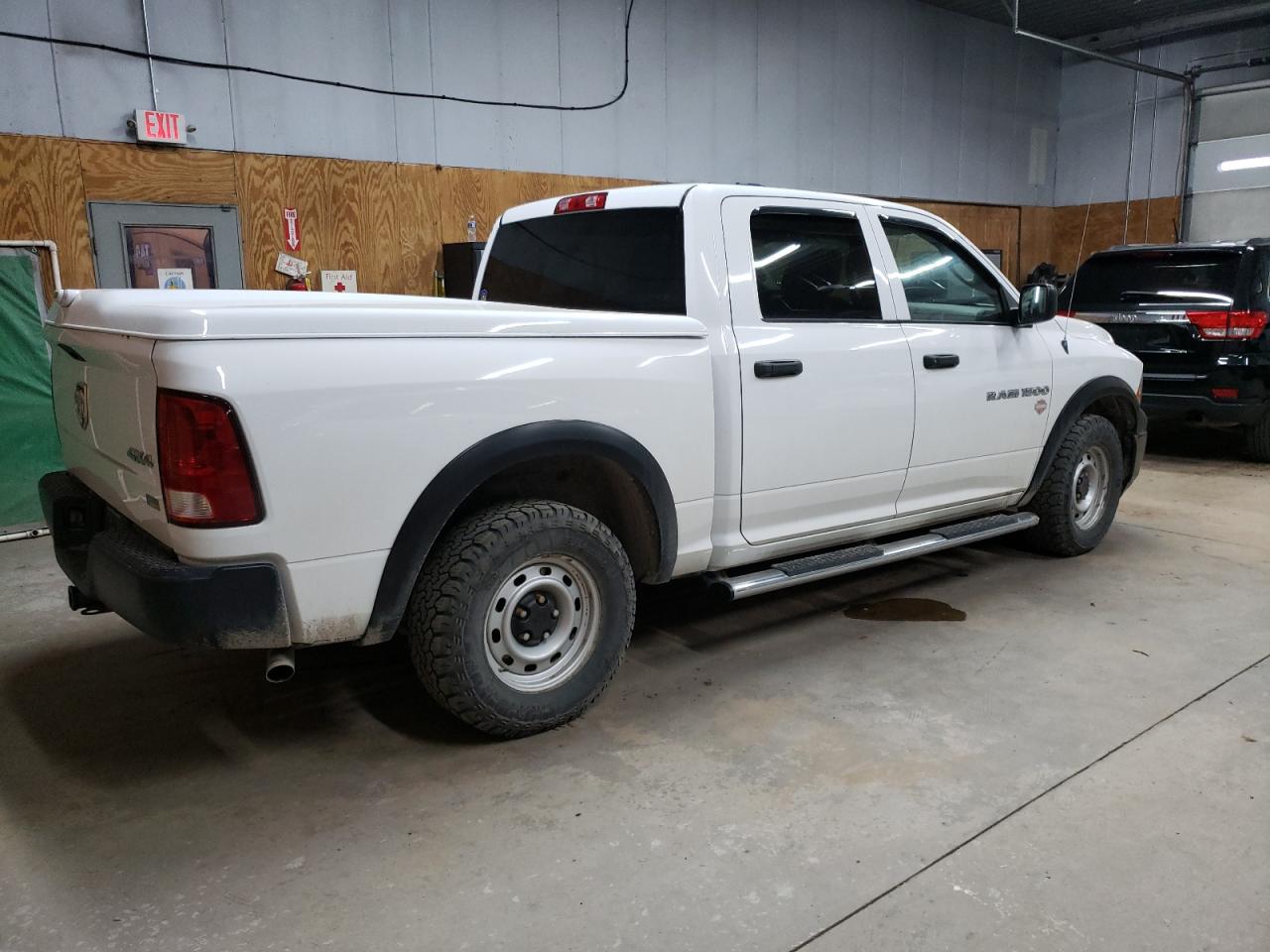 Photo 2 VIN: 1C6RD7KPXCS278273 - DODGE RAM 