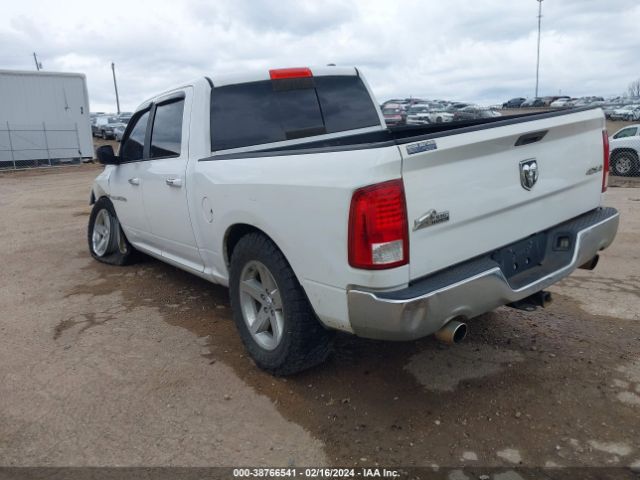 Photo 2 VIN: 1C6RD7LT7CS322497 - RAM 1500 