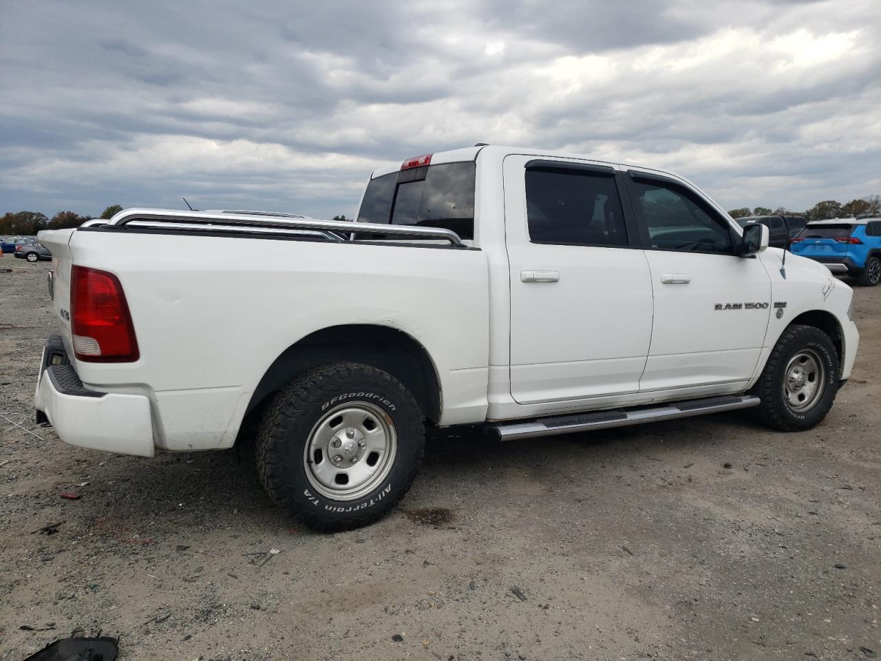 Photo 2 VIN: 1C6RD7MT6CS149912 - DODGE RAM 