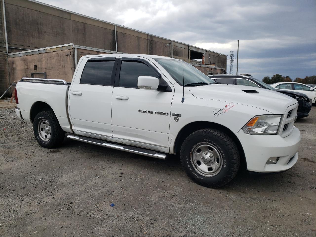 Photo 3 VIN: 1C6RD7MT6CS149912 - DODGE RAM 