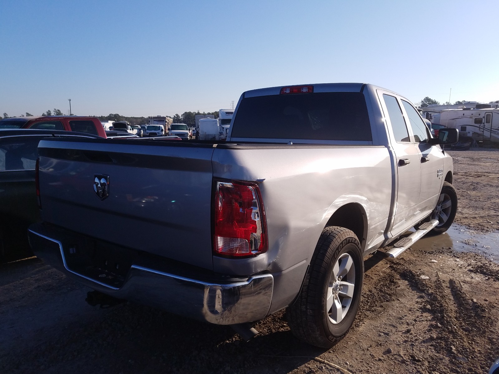 Photo 3 VIN: 1C6RR6FG8KS619948 - RAM 1500 CLASS 