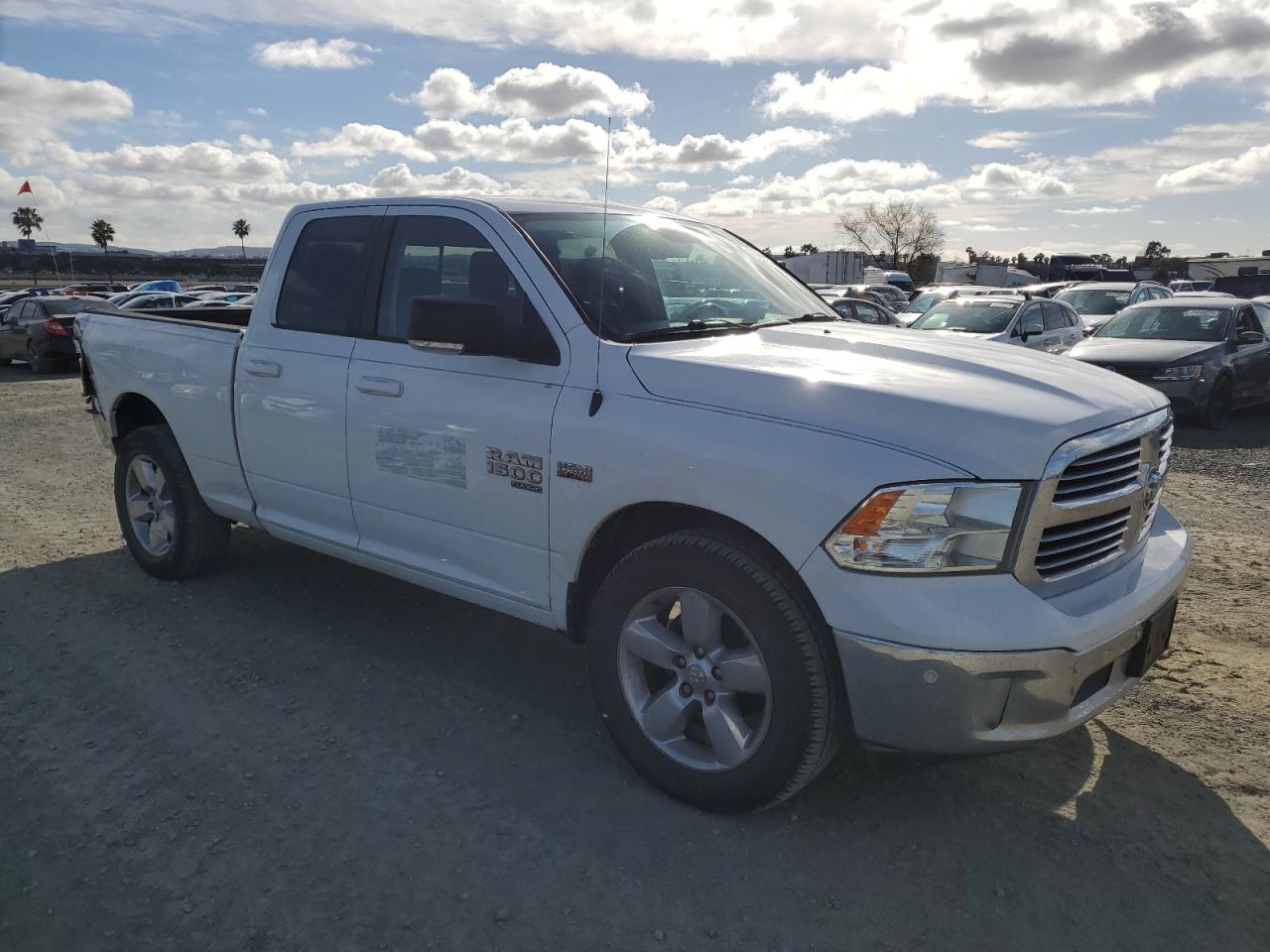 Photo 3 VIN: 1C6RR6GT3KS579712 - RAM 1500 