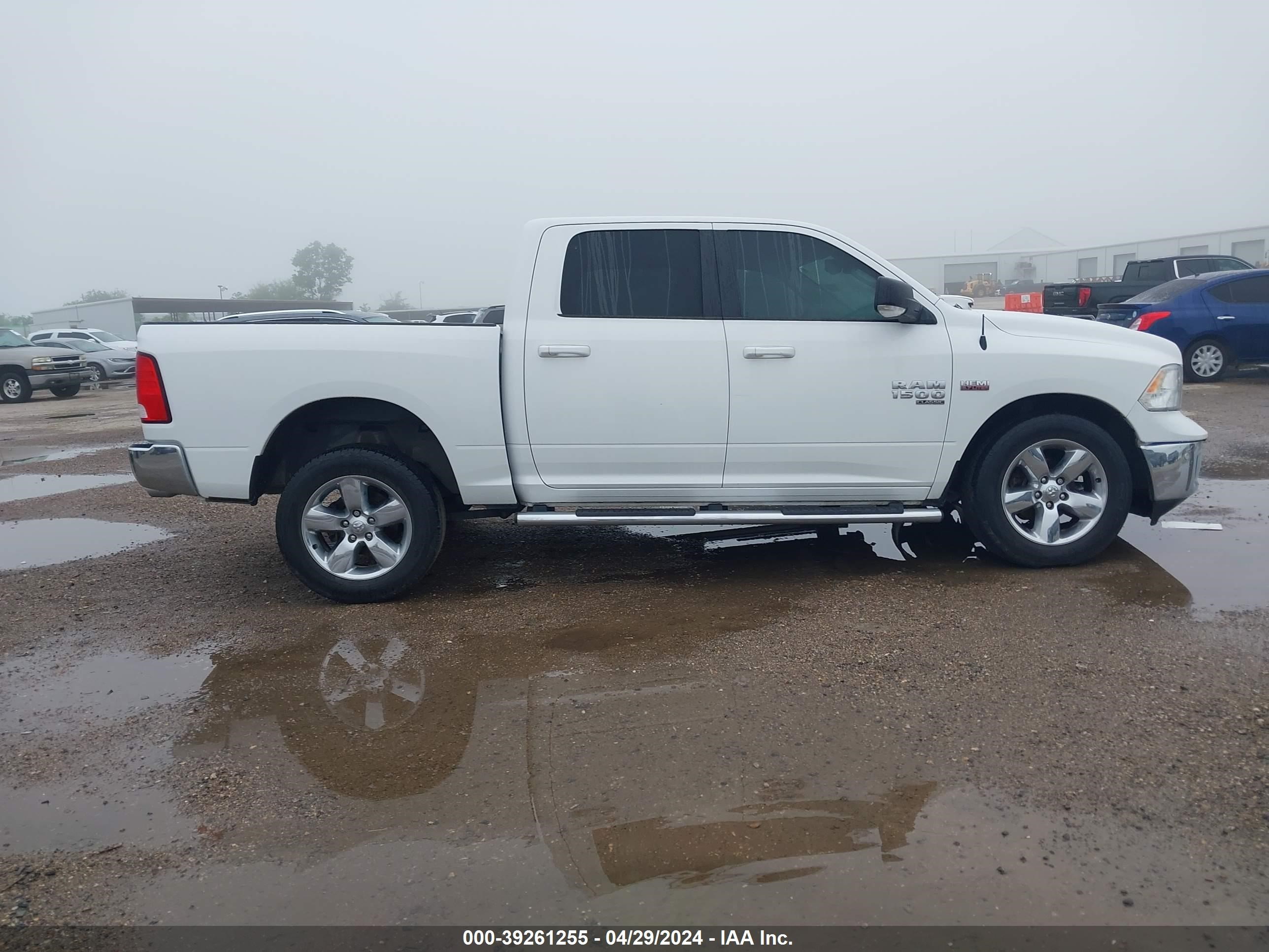 Photo 12 VIN: 1C6RR6LT1KS516355 - RAM 1500 