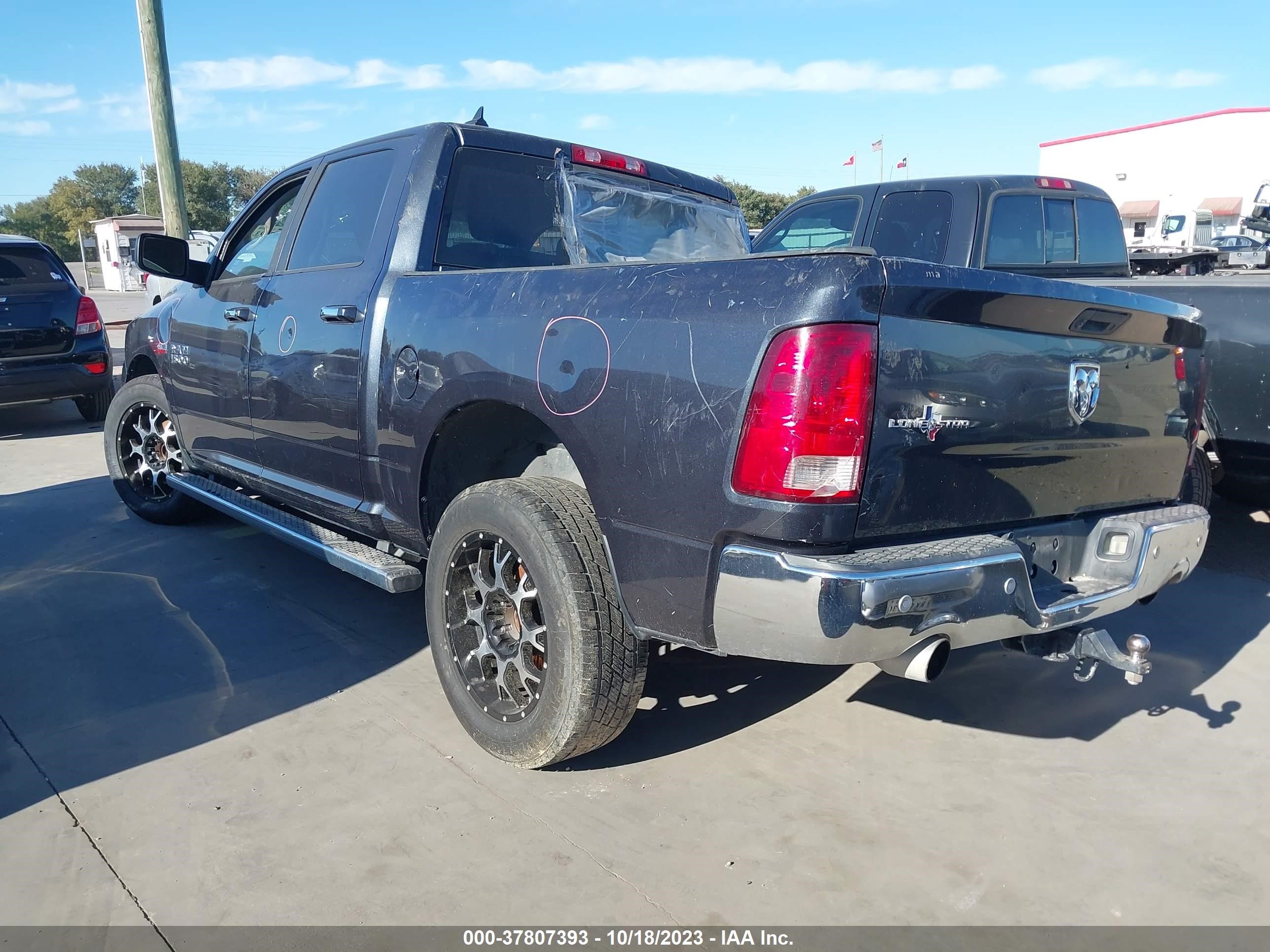 Photo 2 VIN: 1C6RR6LT4ES456656 - RAM 1500 