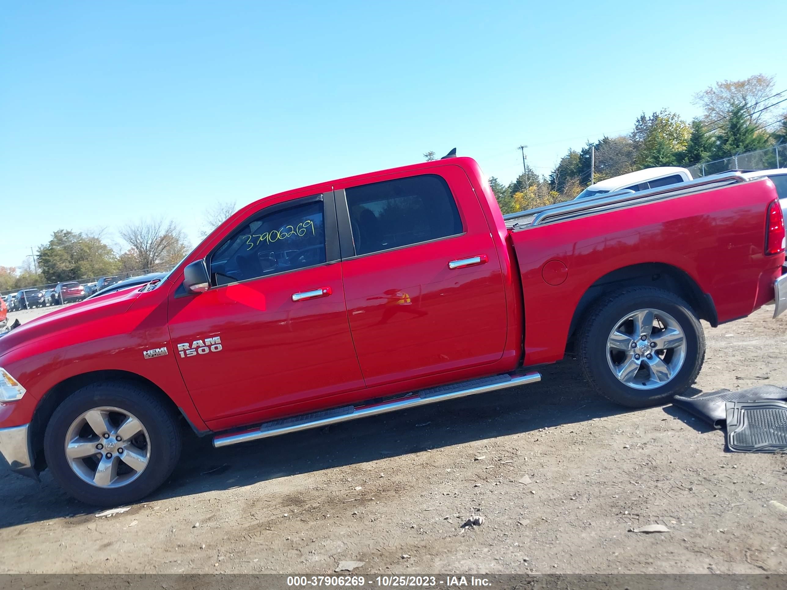 Photo 13 VIN: 1C6RR6LT5ES222087 - RAM 1500 