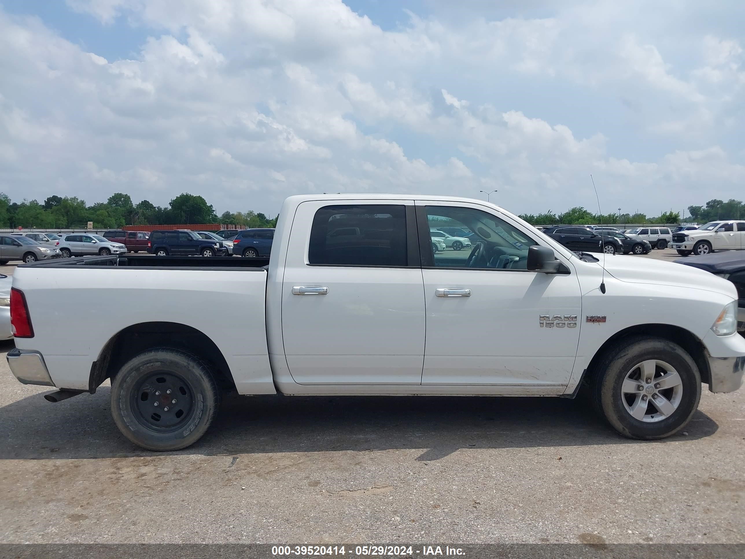 Photo 12 VIN: 1C6RR6LT5ES350359 - RAM 1500 