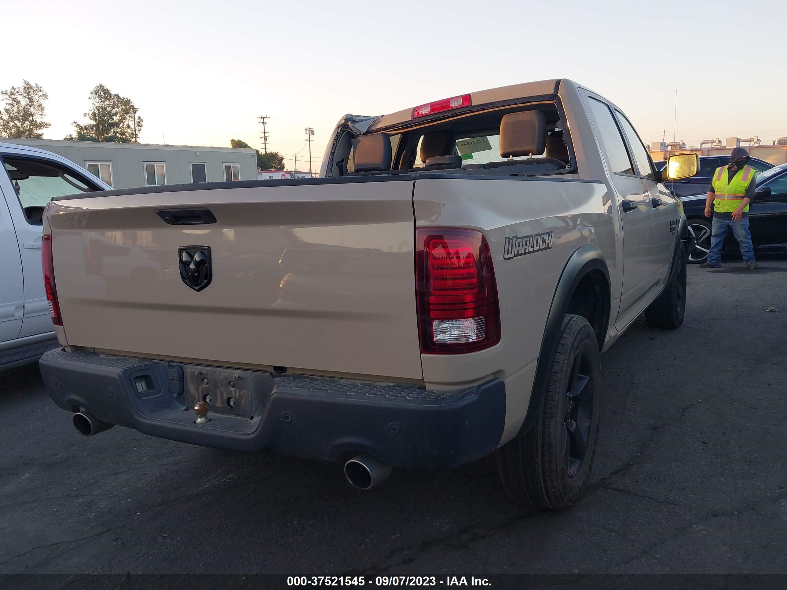 Photo 3 VIN: 1C6RR6LT5KS704716 - RAM 1500 