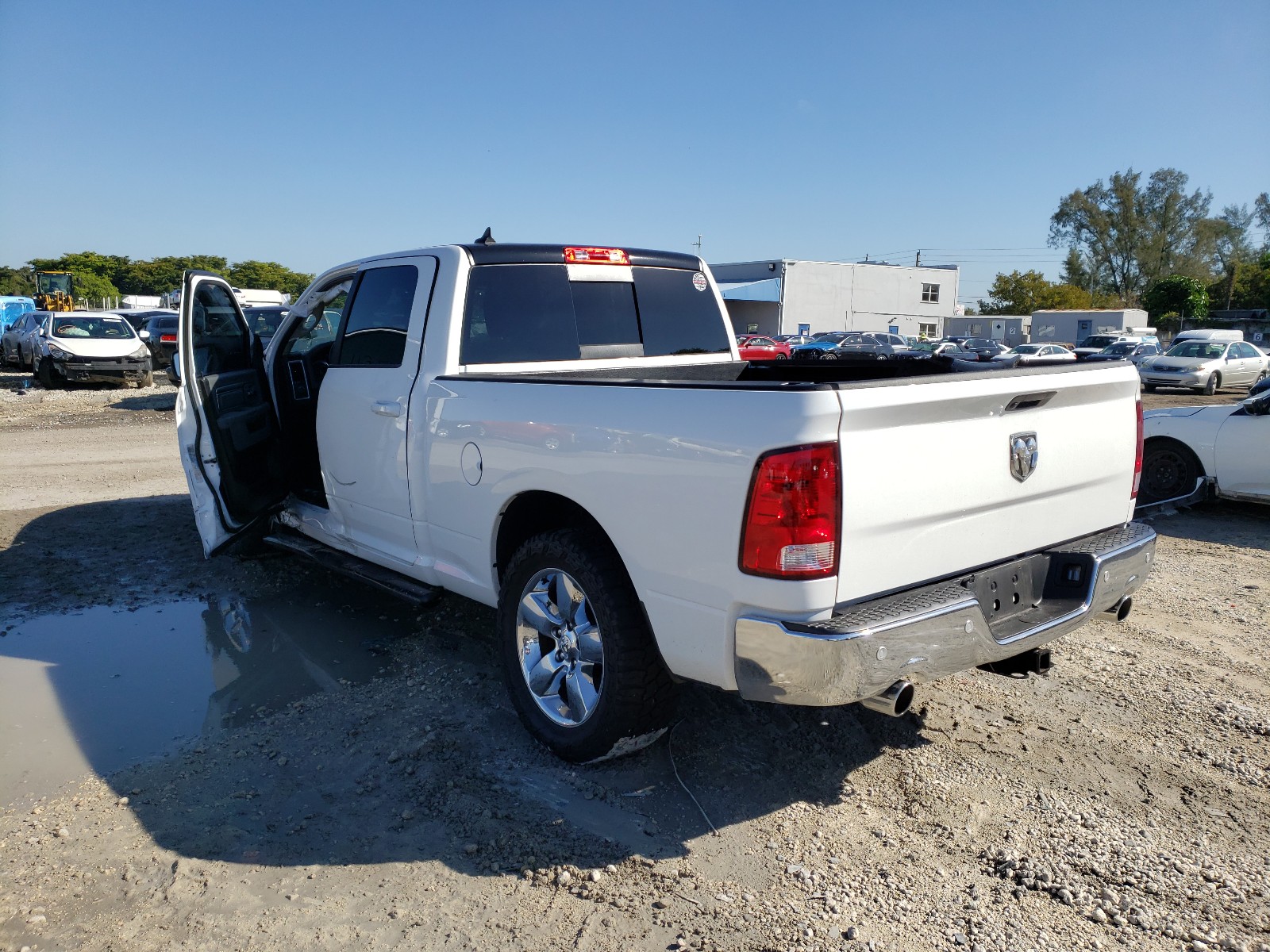 Photo 2 VIN: 1C6RR6TT3KS584964 - RAM 1500 CLASS 