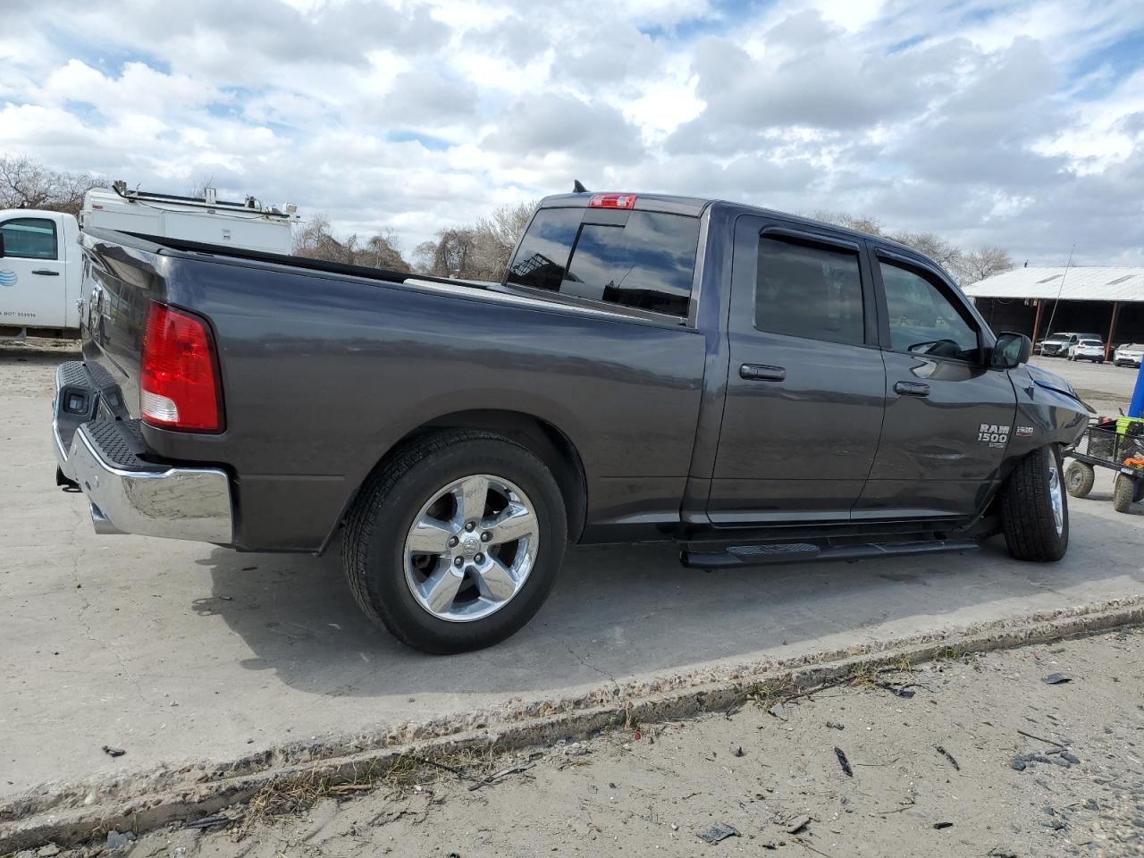 Photo 2 VIN: 1C6RR6TT8KS509628 - RAM 1500 