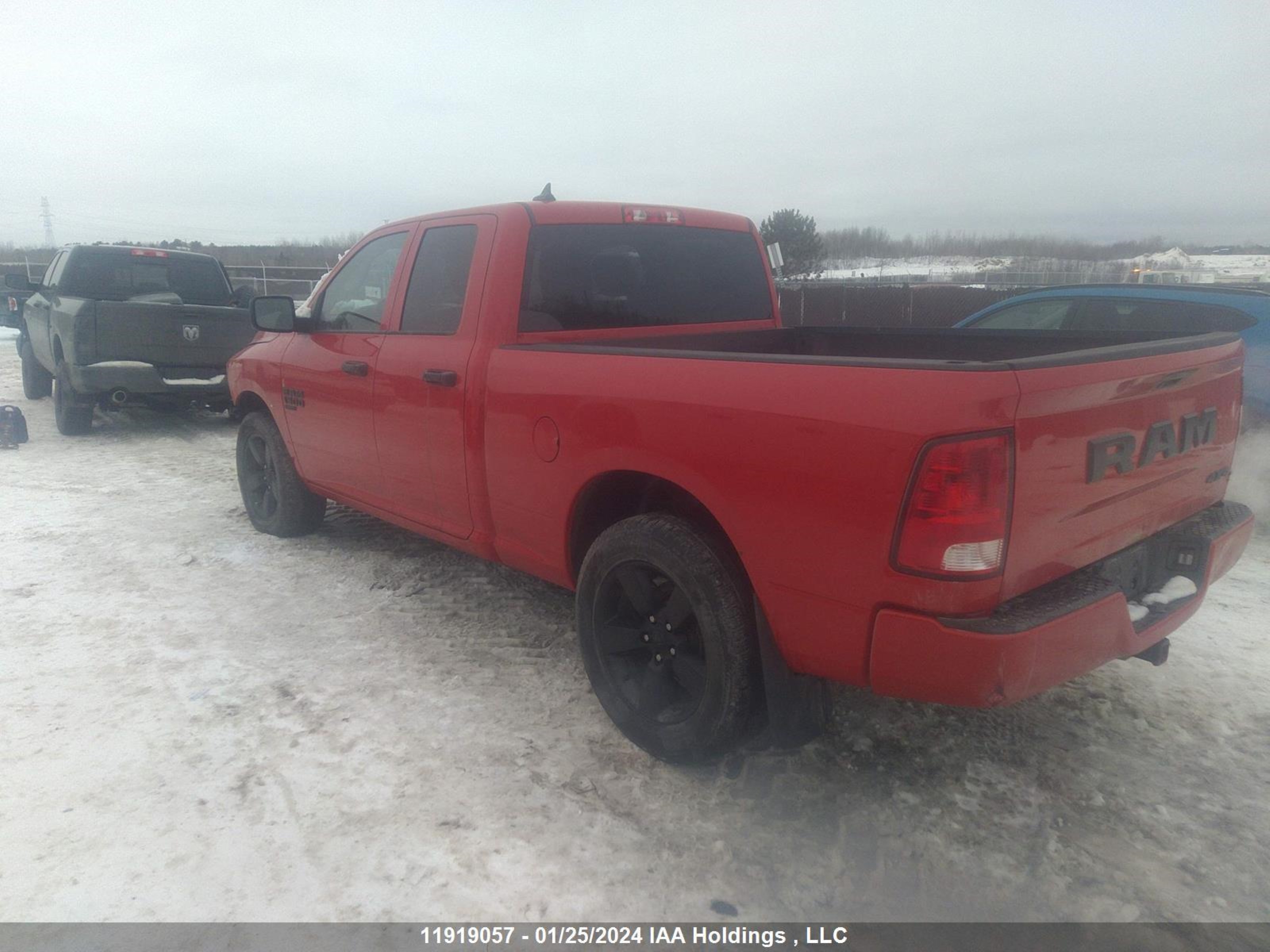 Photo 2 VIN: 1C6RR7FG2KS731506 - RAM 1500 