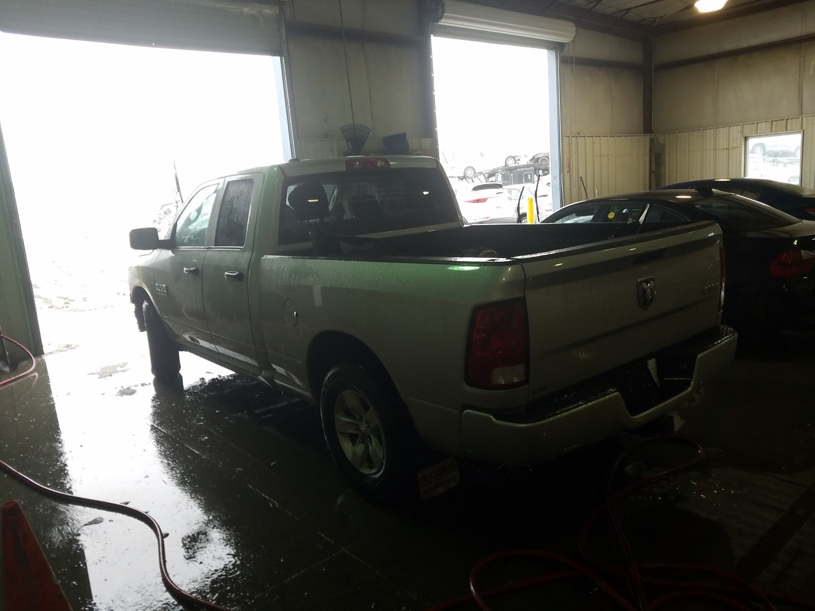 Photo 2 VIN: 1C6RR7FG4JS203867 - DODGE RAM 1500 