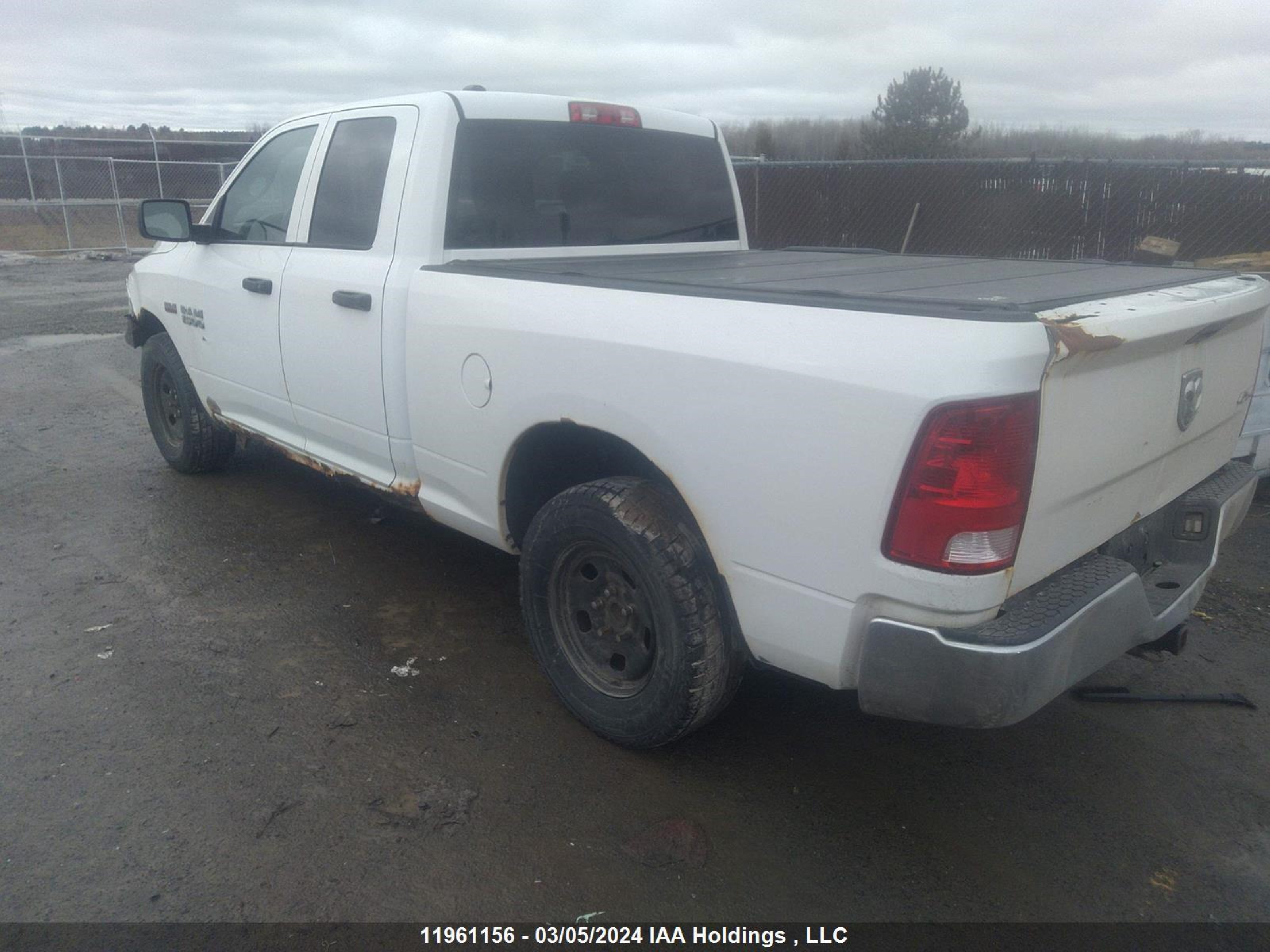 Photo 2 VIN: 1C6RR7FT1ES430176 - RAM 1500 