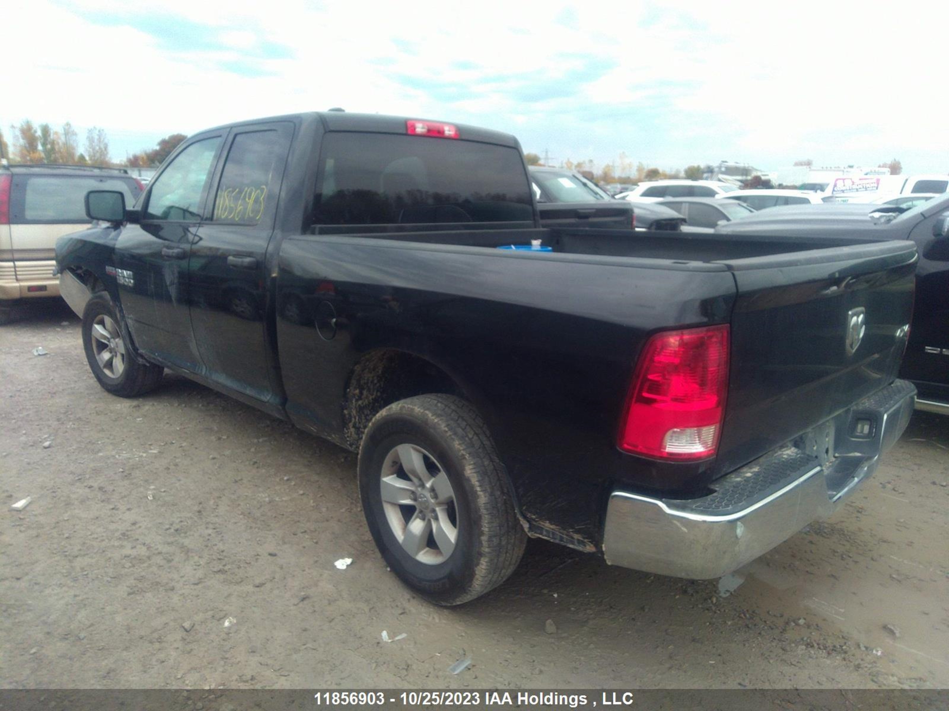 Photo 2 VIN: 1C6RR7FT1JS261240 - DODGE RAM 