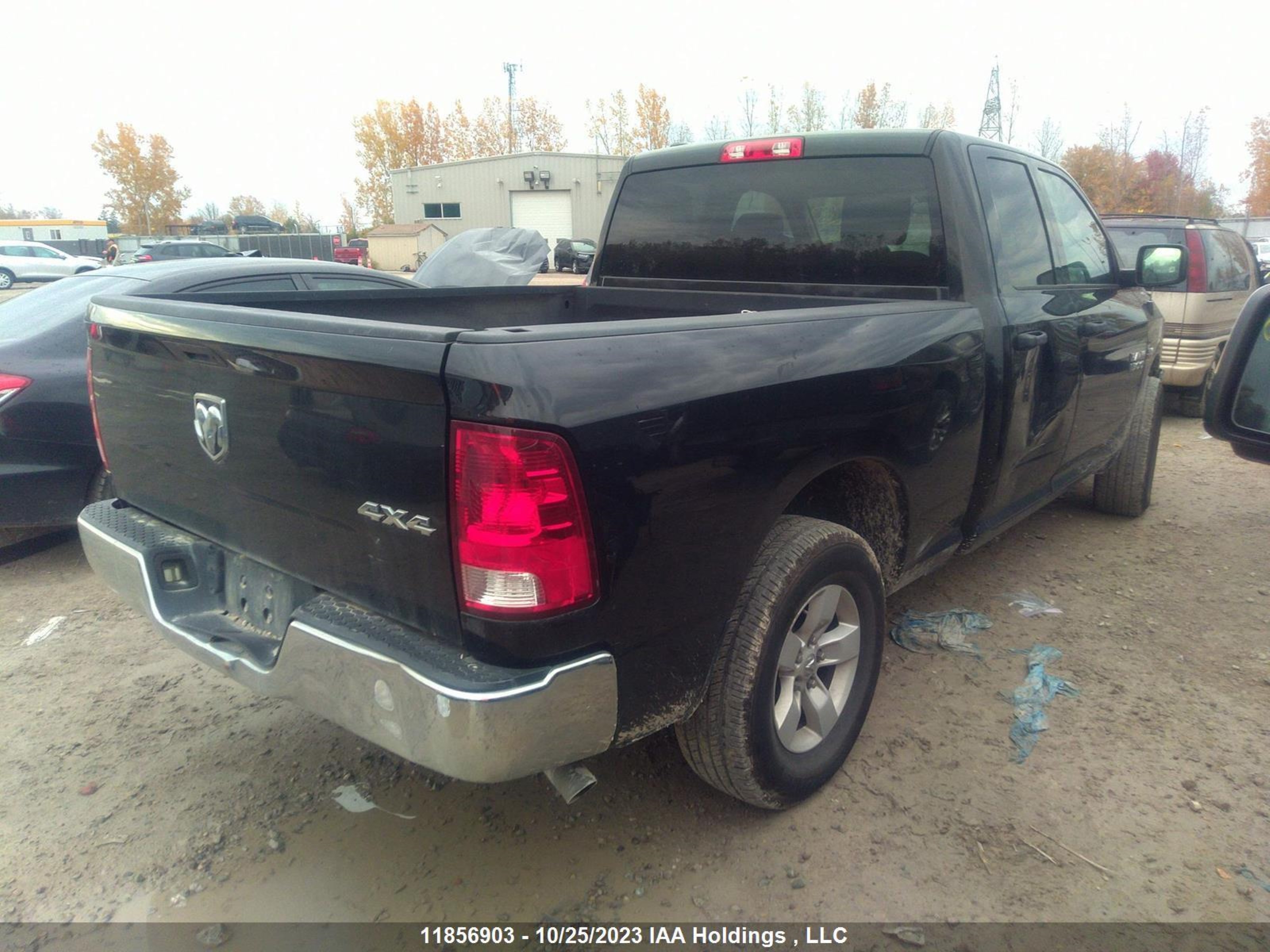 Photo 3 VIN: 1C6RR7FT1JS261240 - DODGE RAM 