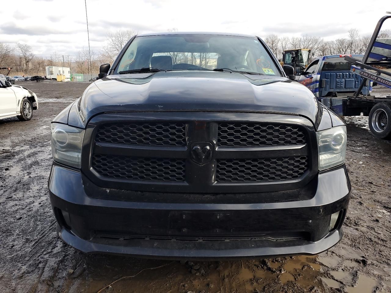 Photo 4 VIN: 1C6RR7FT2ES355066 - RAM 1500 