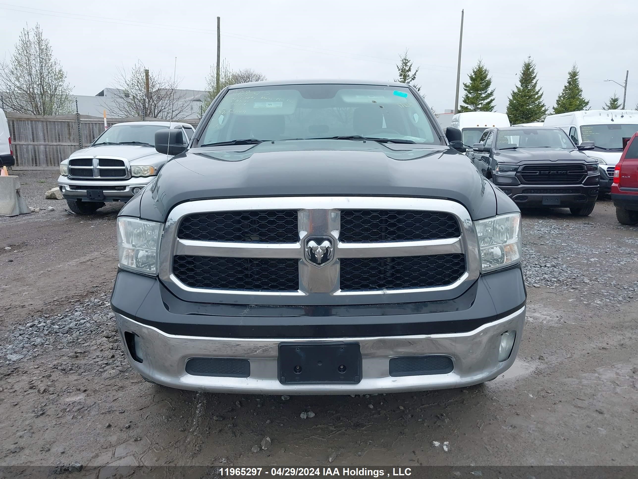 Photo 12 VIN: 1C6RR7FT5KS575118 - RAM 1500 