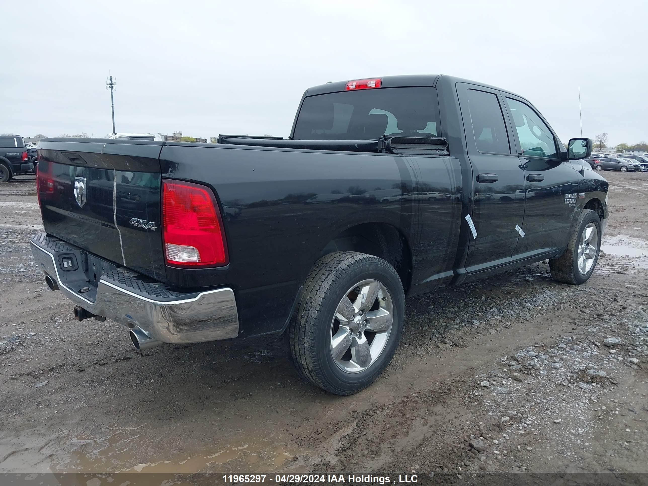 Photo 3 VIN: 1C6RR7FT5KS575118 - RAM 1500 