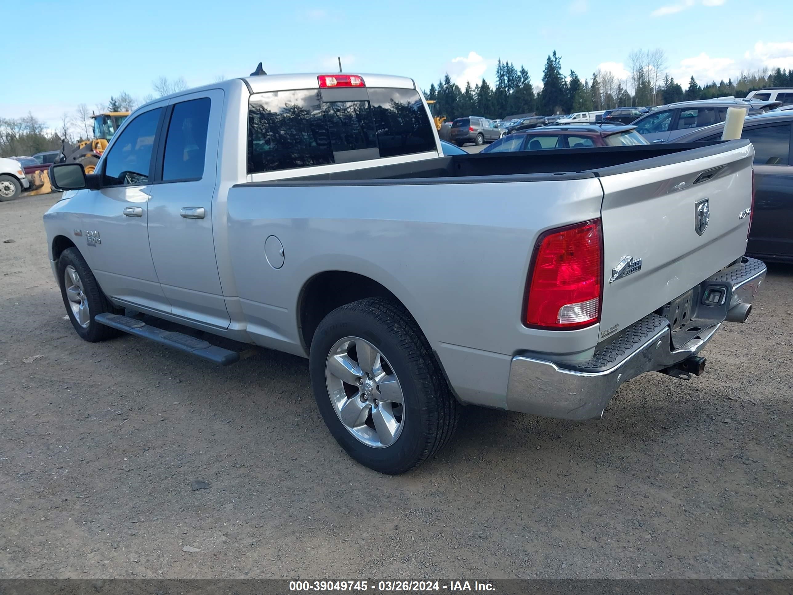 Photo 2 VIN: 1C6RR7GT1KS533057 - RAM 1500 