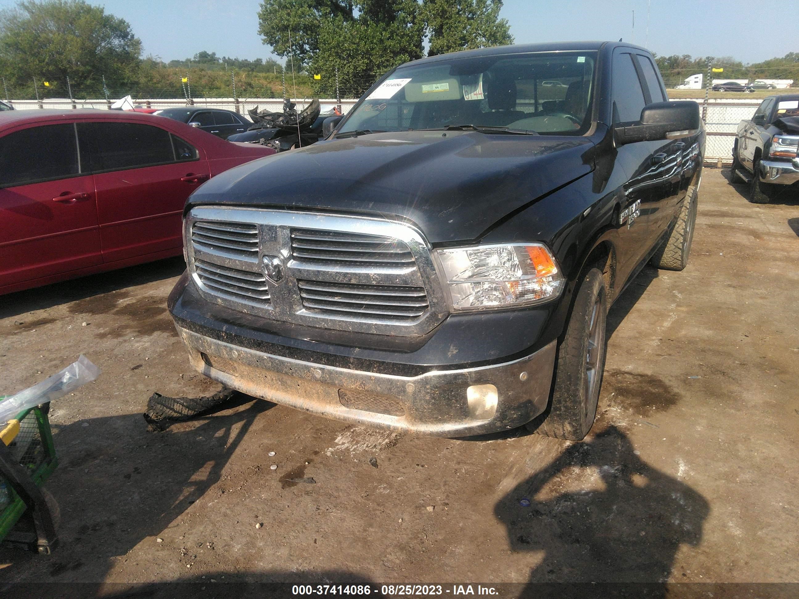 Photo 1 VIN: 1C6RR7GT2KS636441 - RAM 1500 