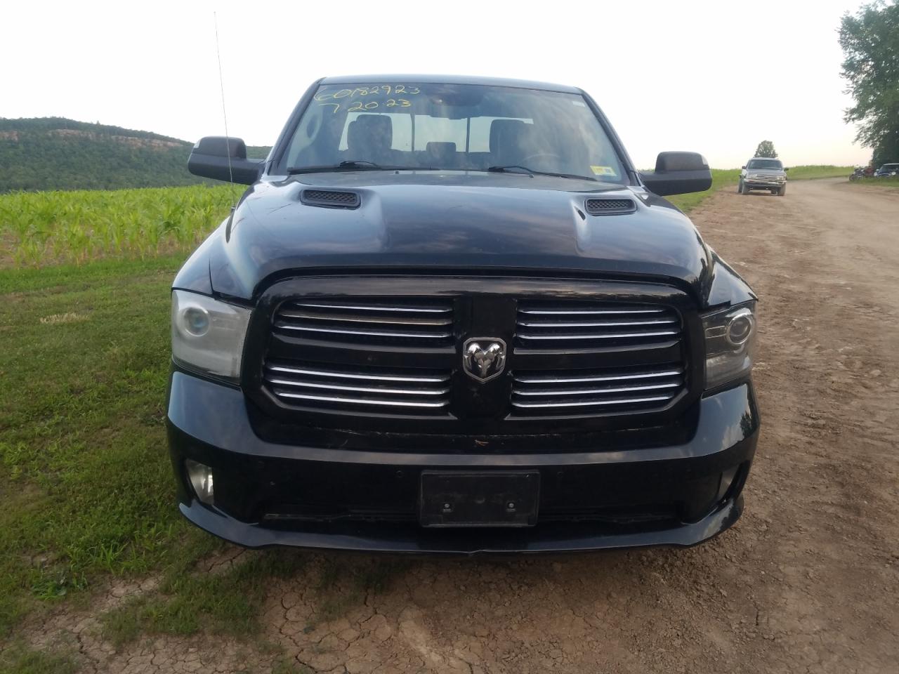 Photo 4 VIN: 1C6RR7HTXFS602364 - RAM 1500 