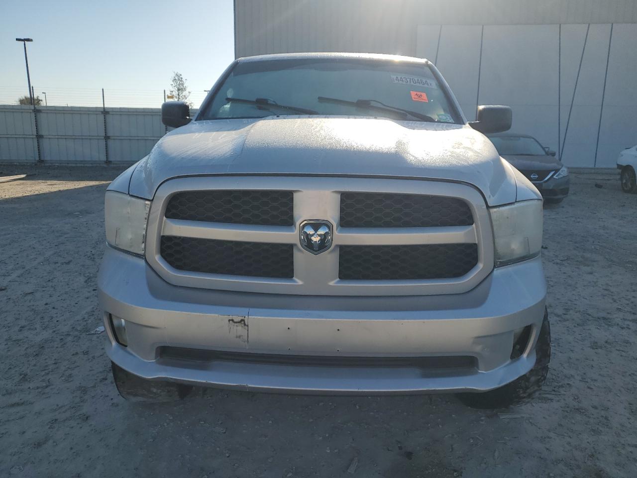 Photo 4 VIN: 1C6RR7KT7FS619079 - RAM 1500 