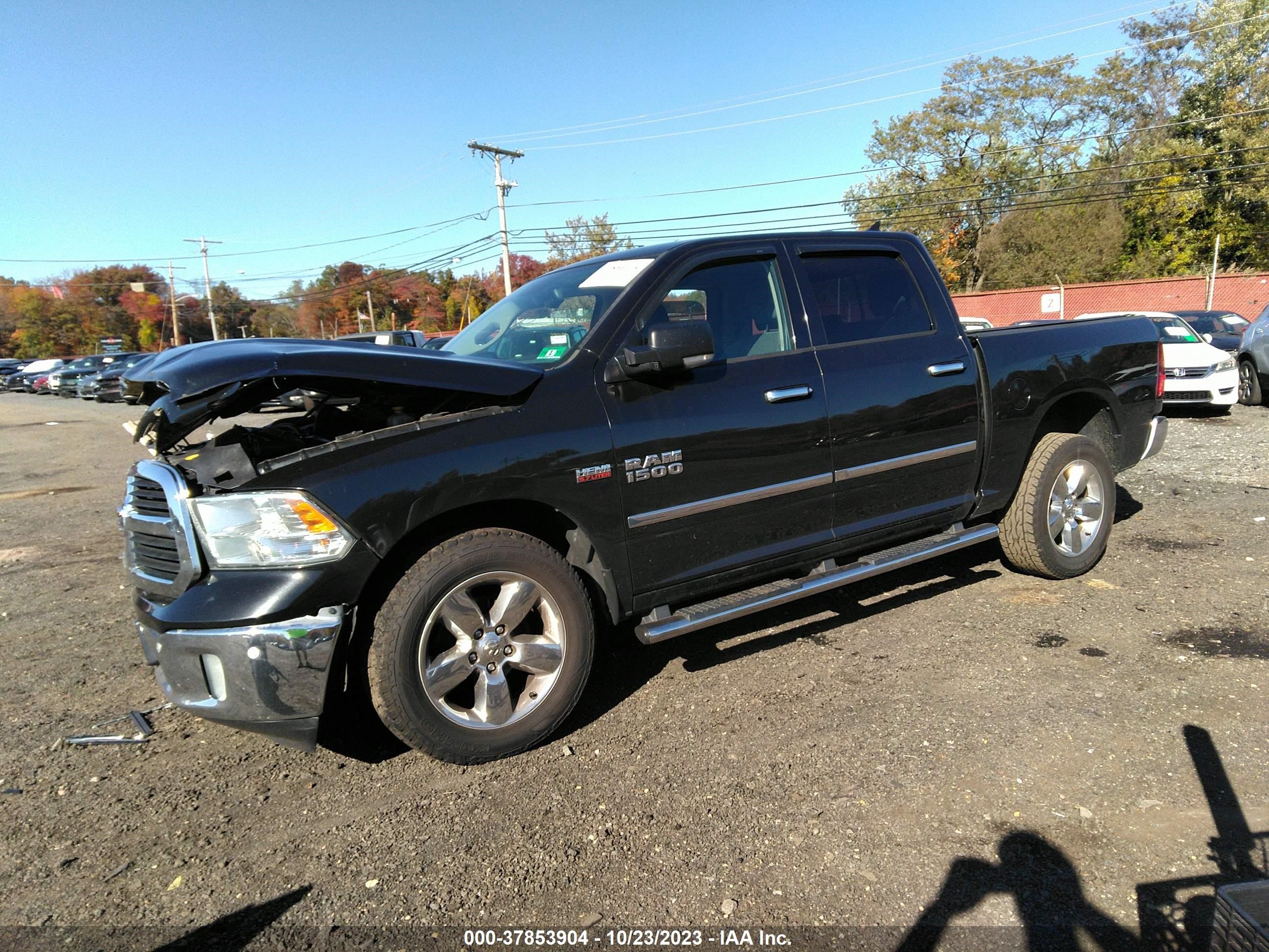 Photo 1 VIN: 1C6RR7LT1GS138051 - RAM 1500 