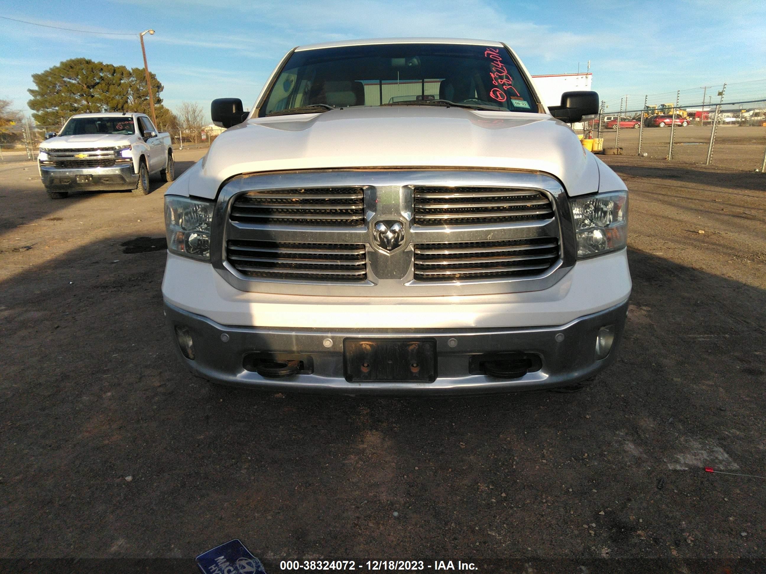 Photo 11 VIN: 1C6RR7LT5ES469518 - RAM 1500 